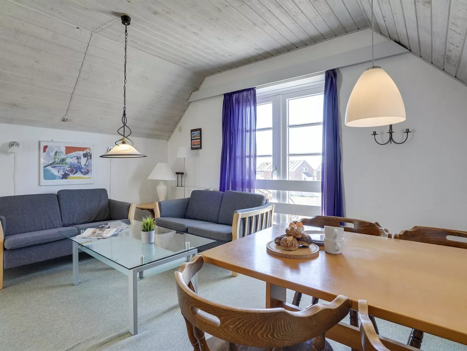 "Otto" - 2.3km from the sea - Binnen