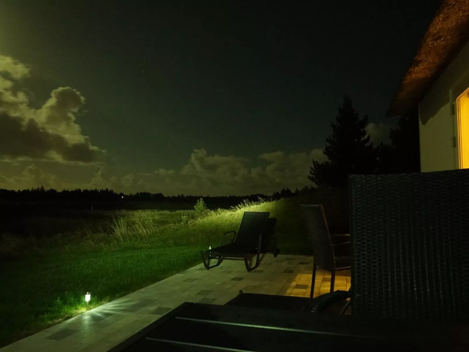 "Clare" - 4km from the sea-Binnen