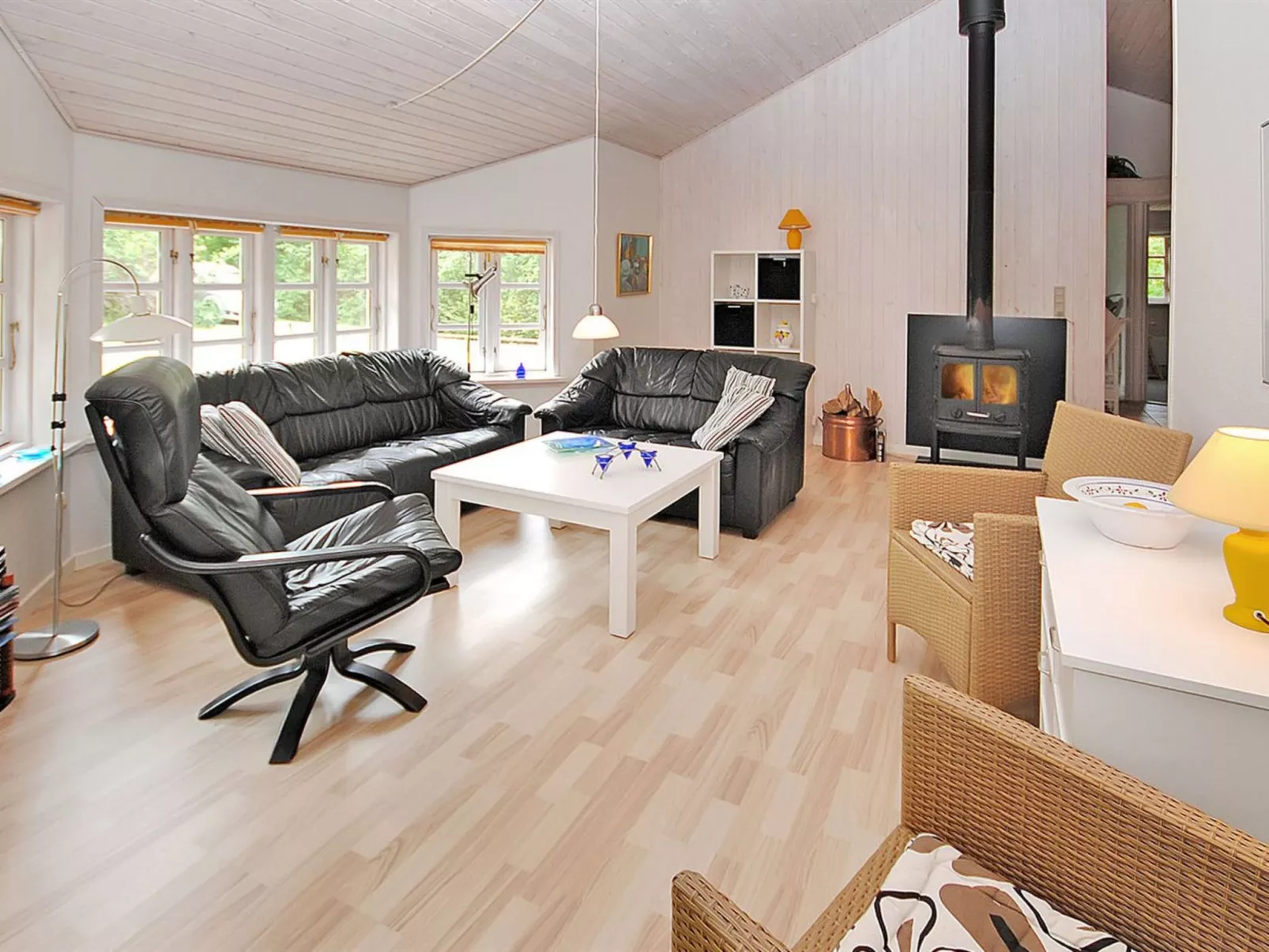 "Gesina" - 600m to the fjord-Binnen