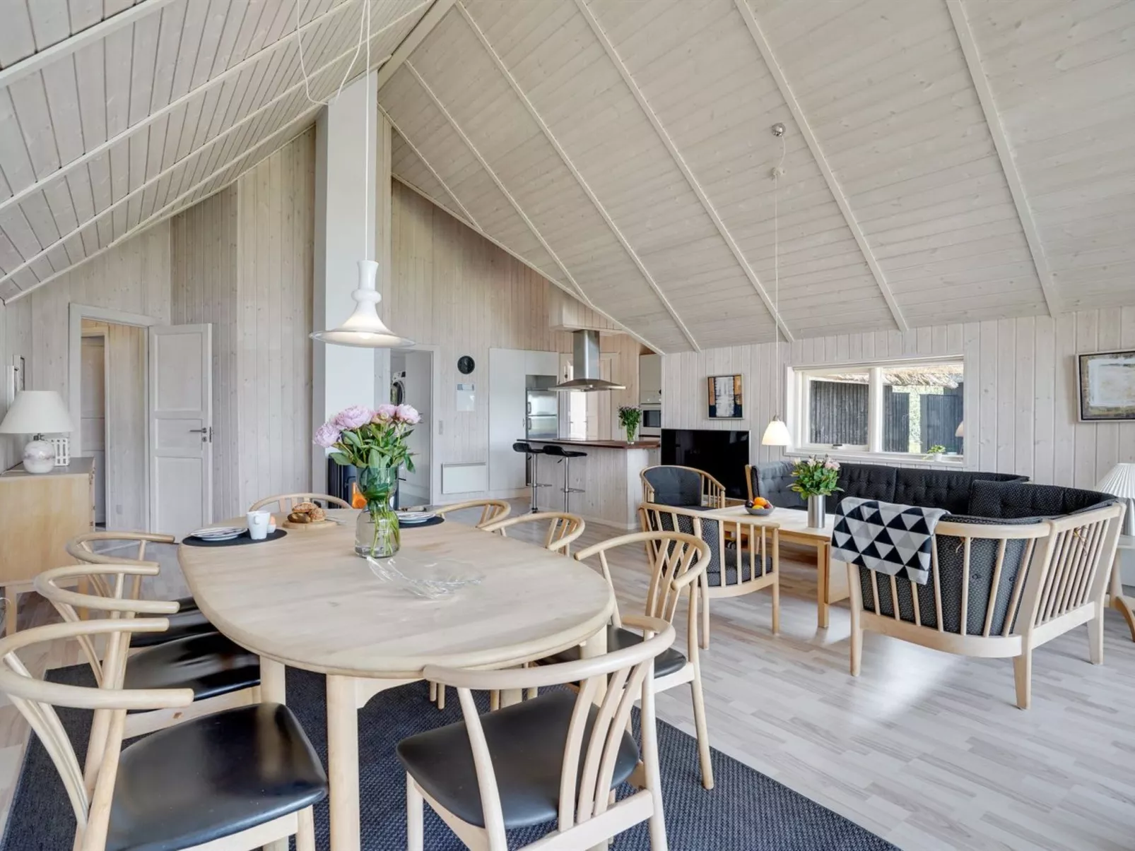 "Allin" - 1km from the sea-Binnen