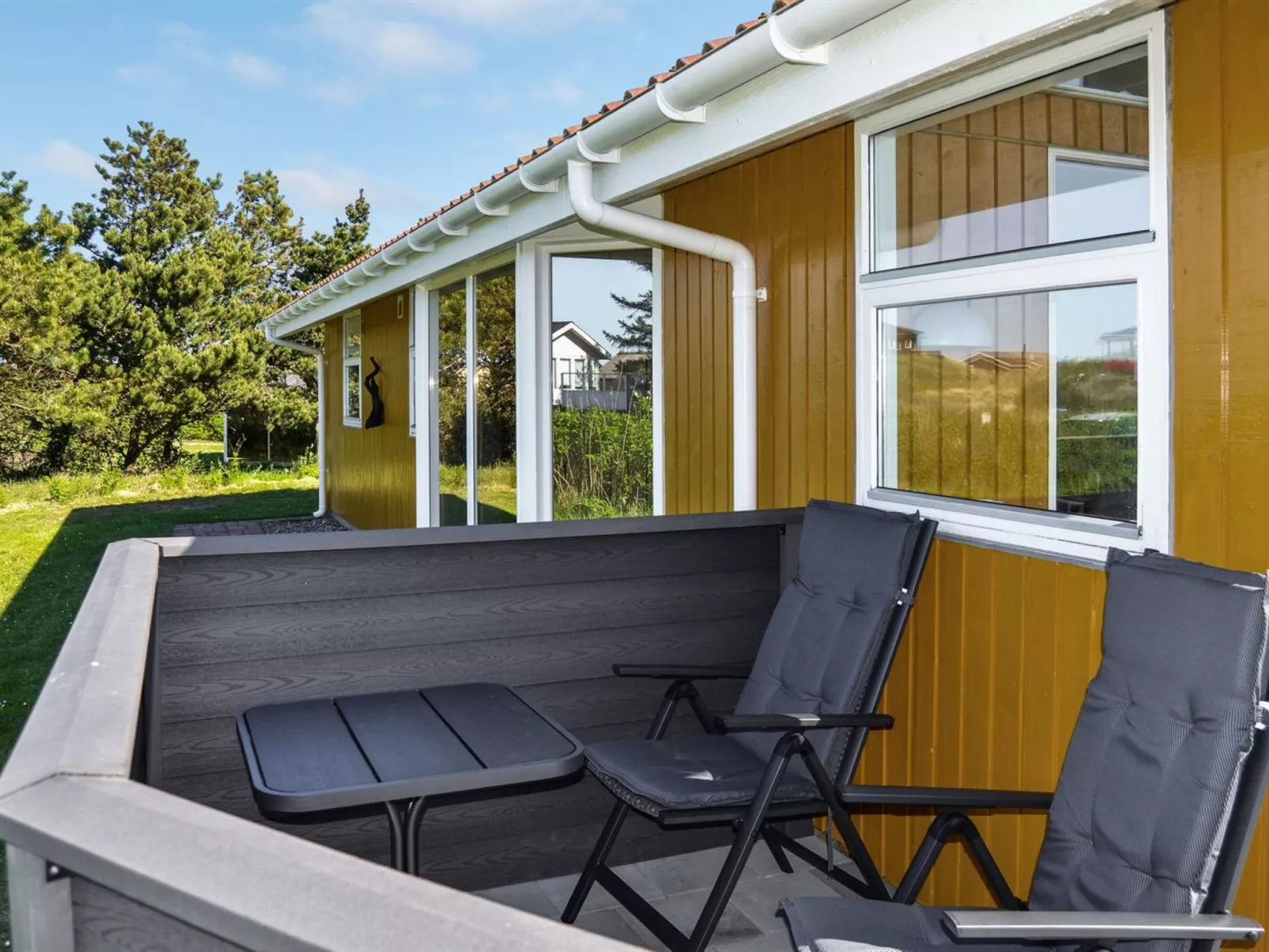 "Elsbeth" - 500m from the sea-Buiten