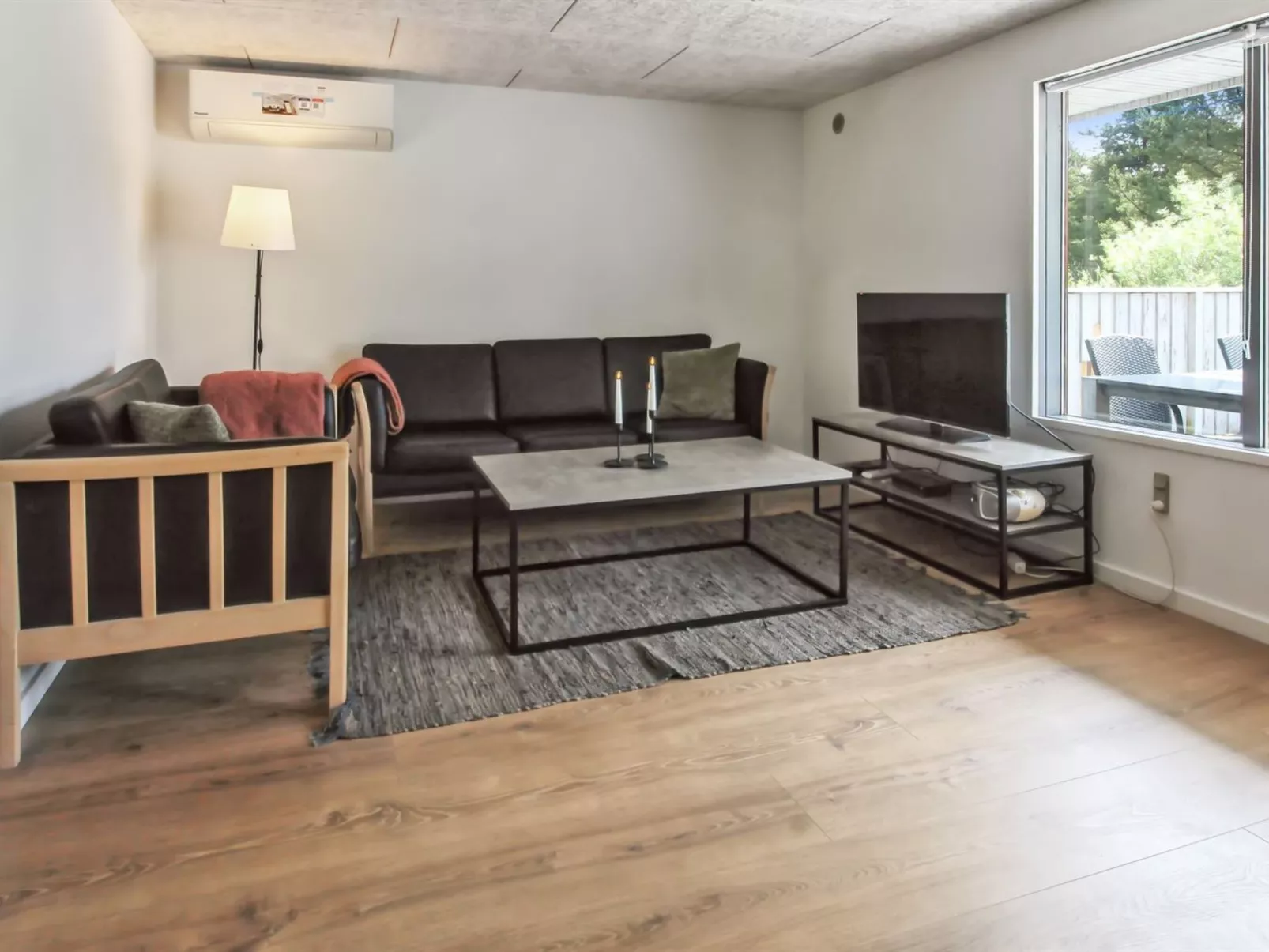 "Kabbi" - 2.6km from the sea-Binnen