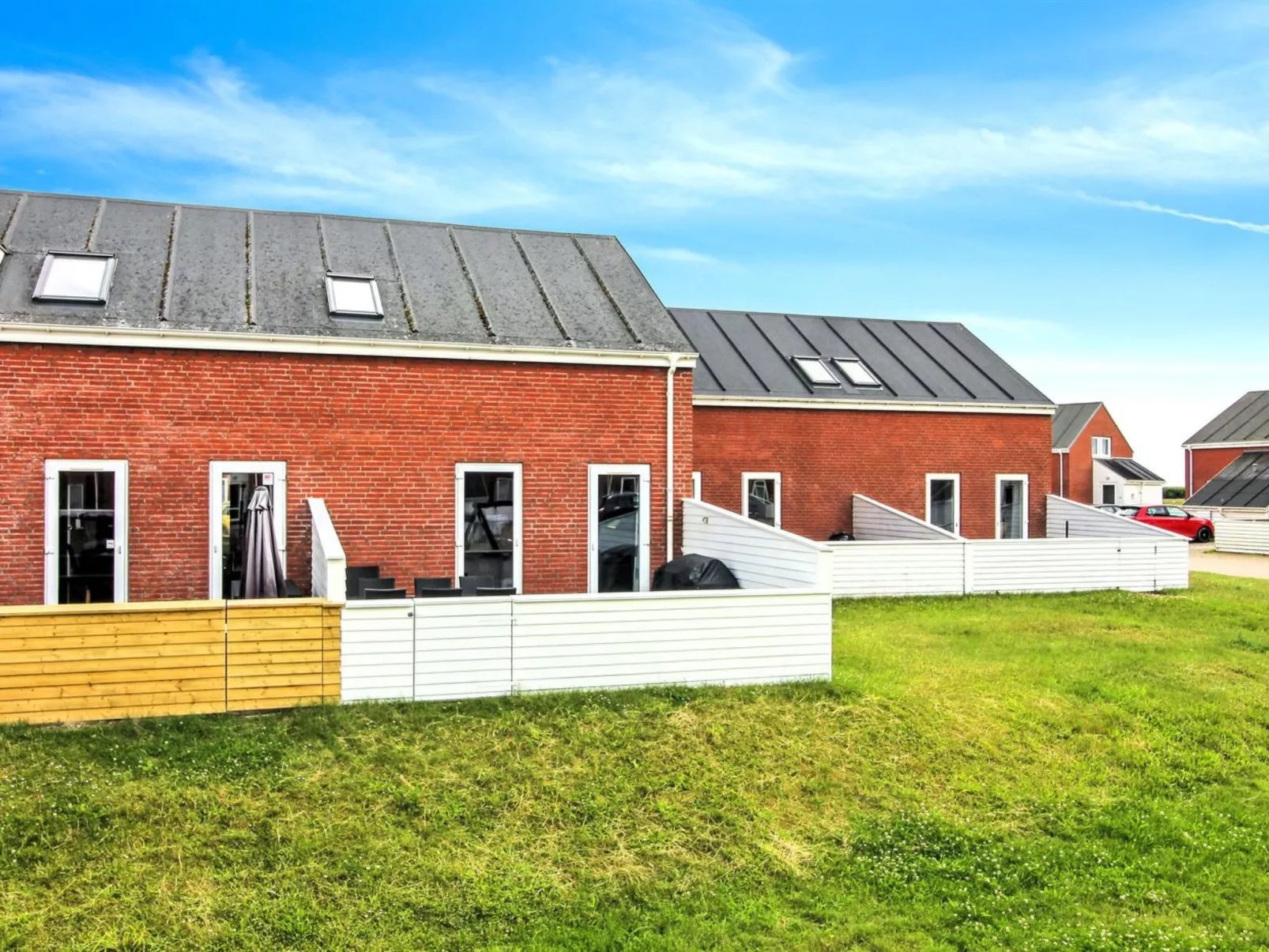 "Héléne" - 2.3km from the sea-Buiten