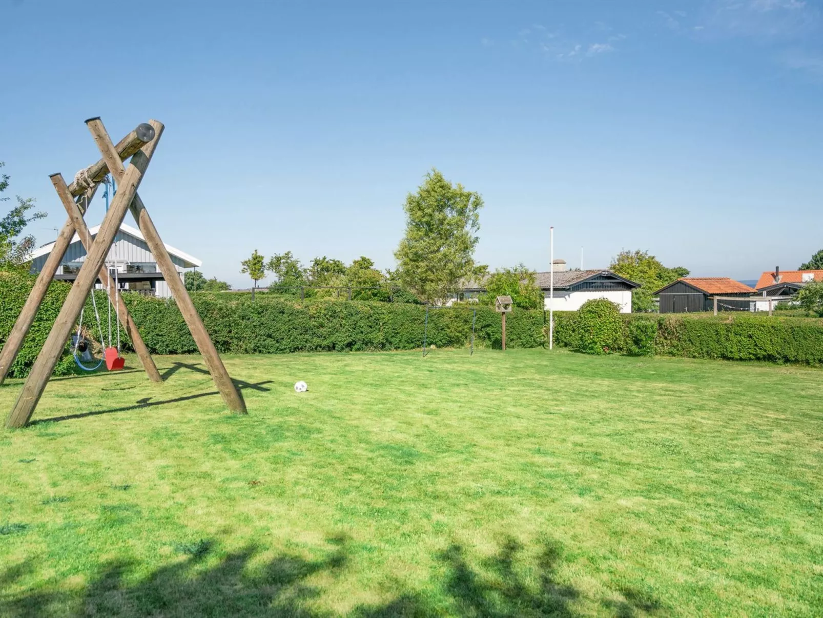 "Evald" - 200m from the sea-Buiten