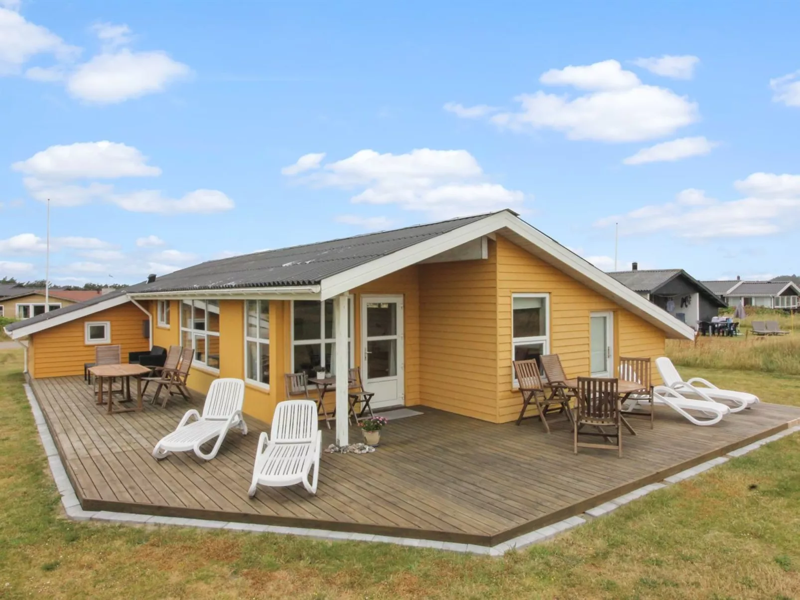 "Adelbert" - 400m from the sea-Buiten