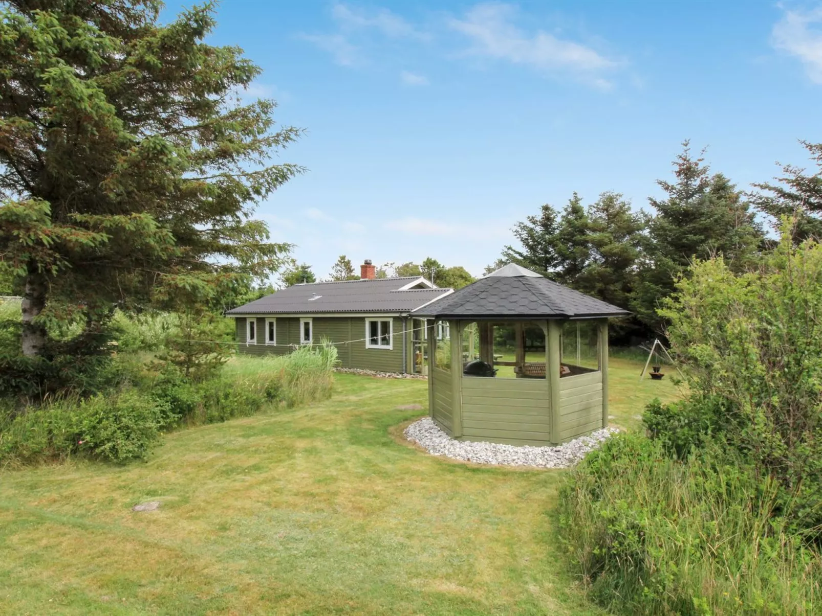 "Ele" - 900m from the sea-Buiten