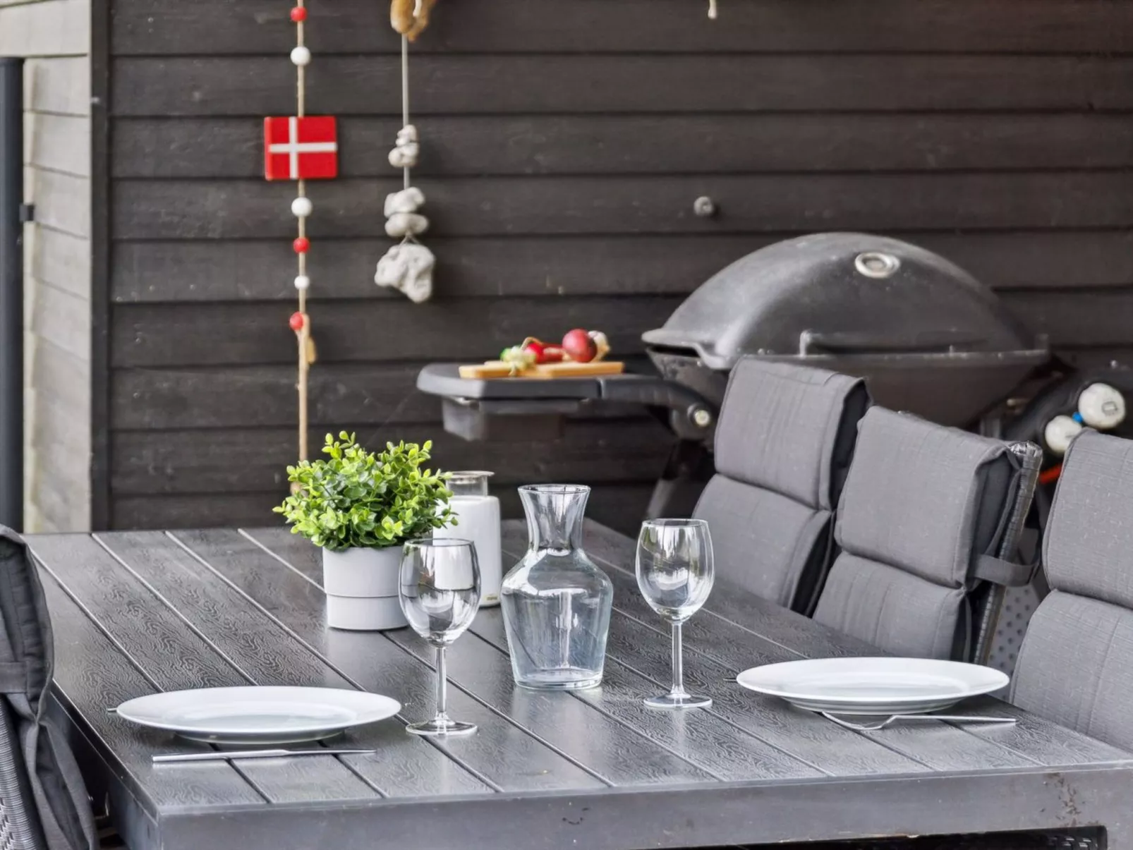 "Benno" - 2.1km from the sea-Buiten