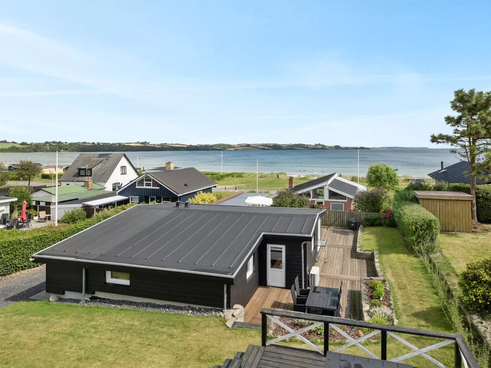 "Elain" -  from the sea-Buiten