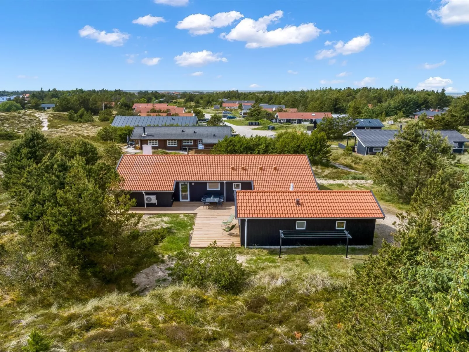 "Antto" - 900m from the sea-Buiten