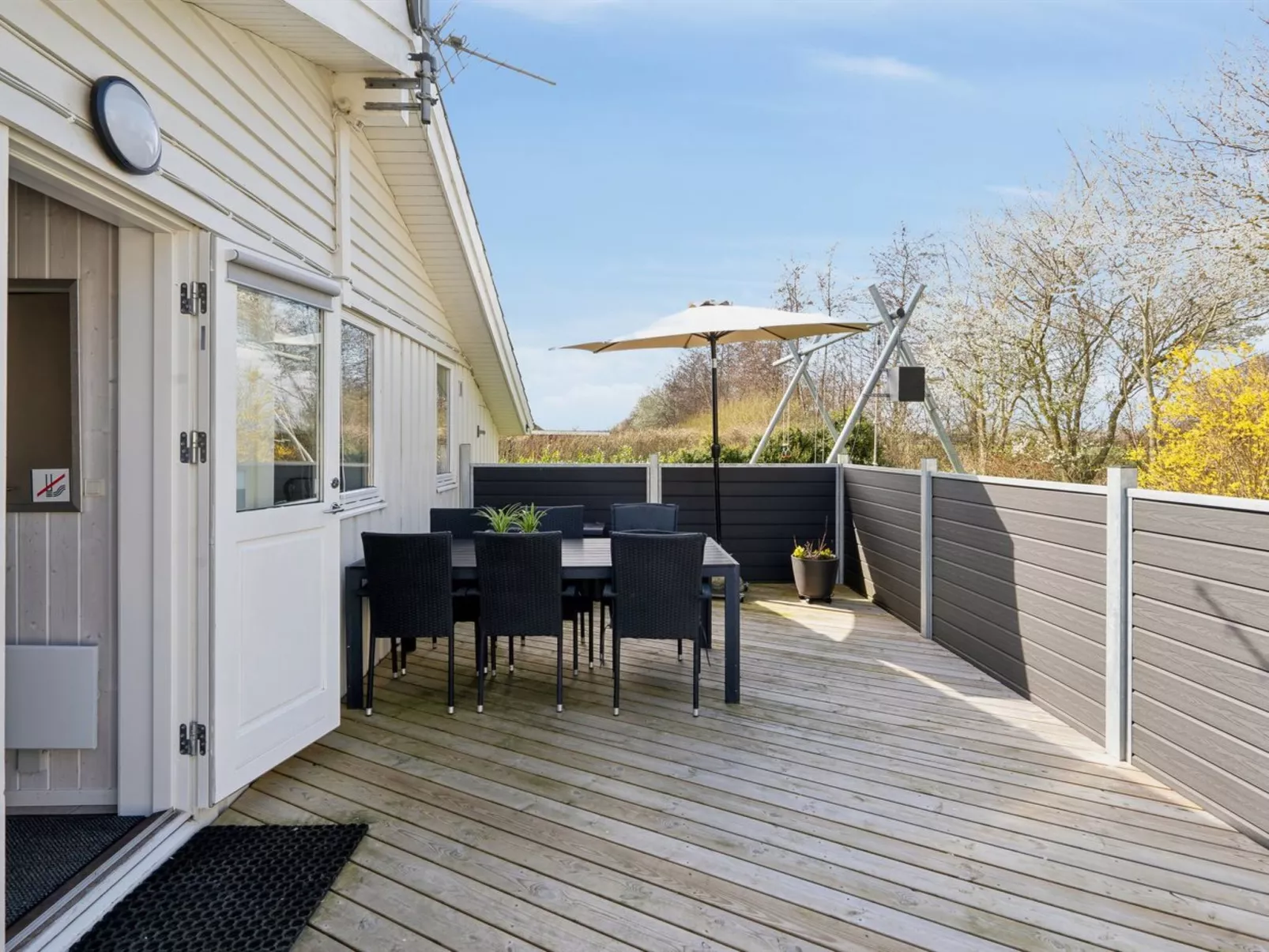 "Tjakko" - 700m from the sea-Buiten