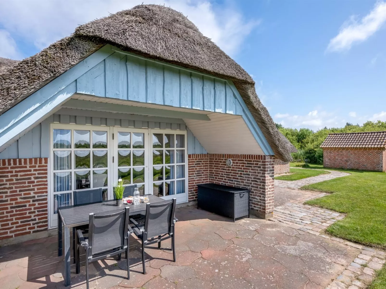 "Vangja" - 700m to the fjord-Buiten