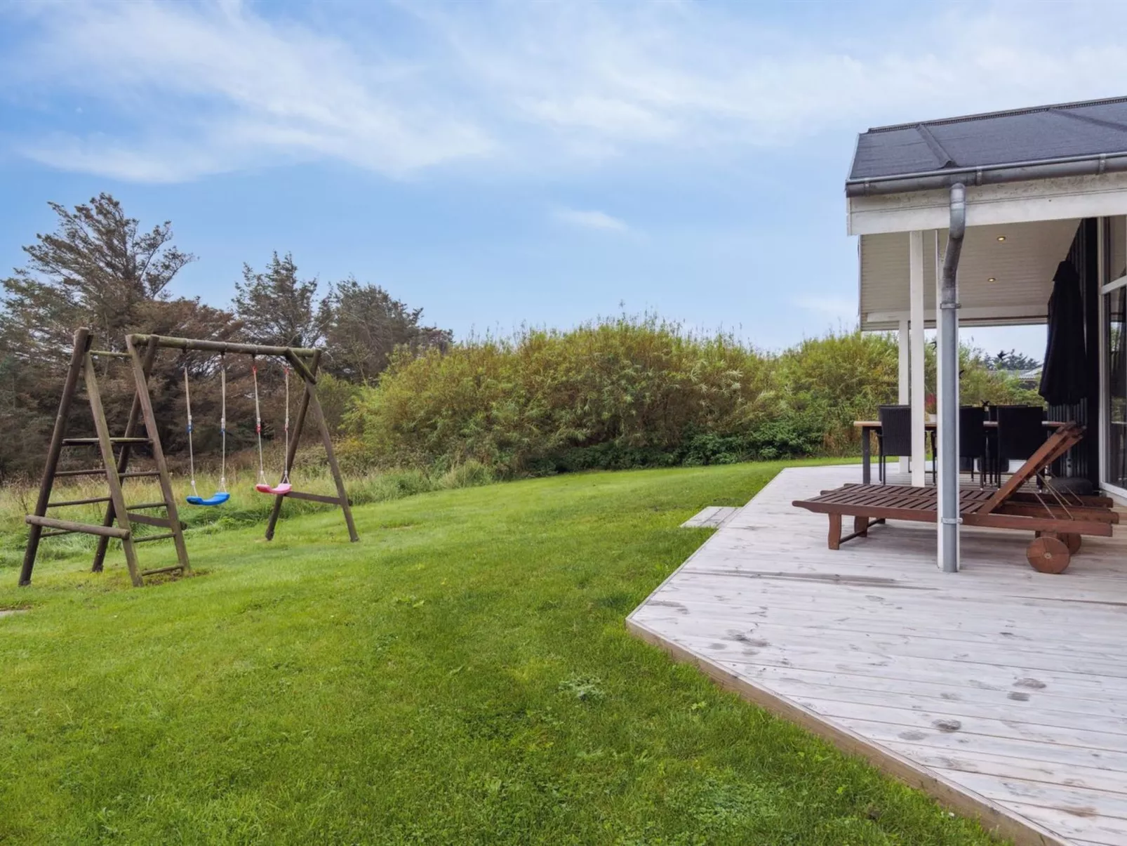 "Herbiorn" - 403m from the sea-Buiten