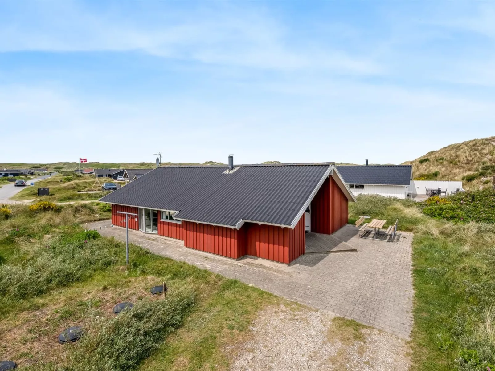 "Tuure" -  from the sea-Buiten