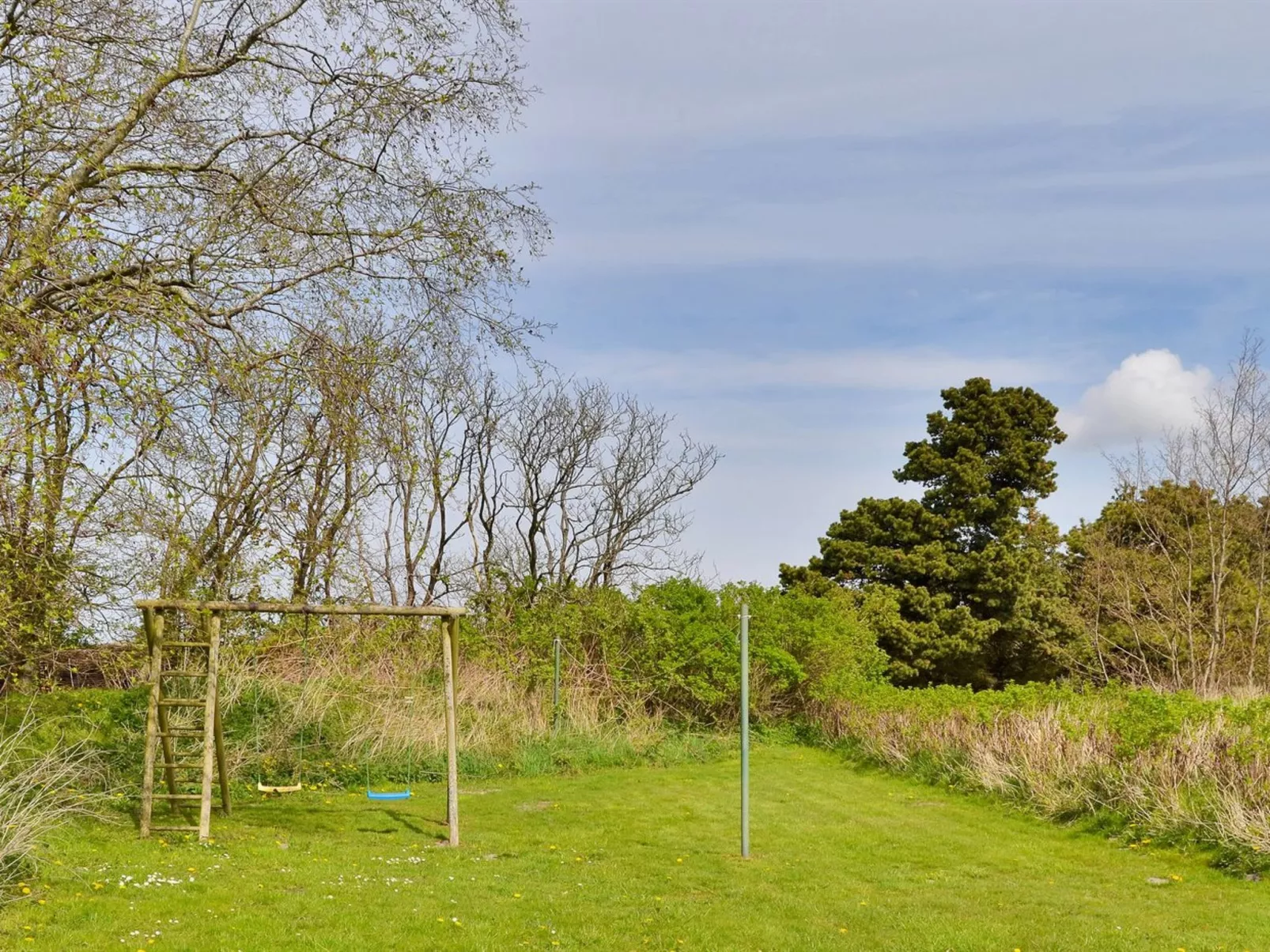 "Naili" - 3.1km from the sea-Buiten