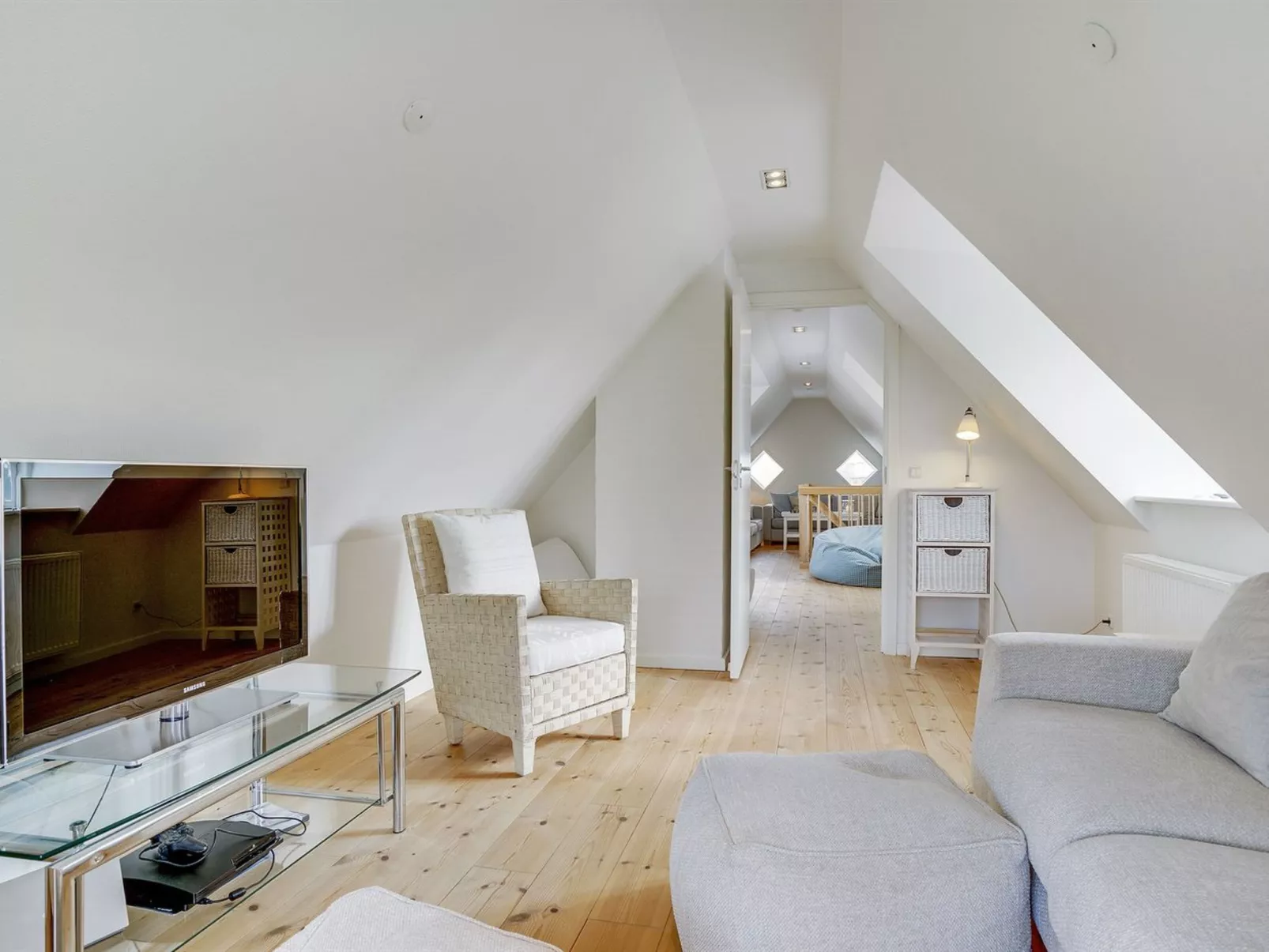 "Hialmar" - 400m from the sea-Binnen