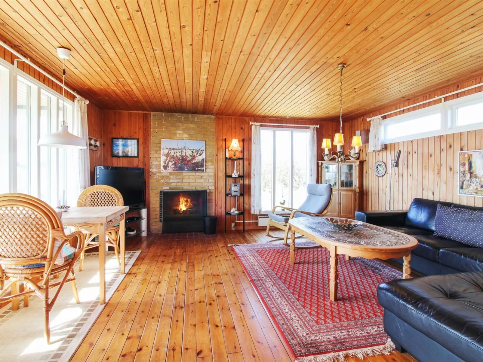 "Cathalin" - 100m from the sea-Binnen