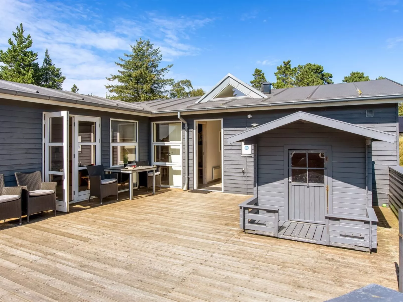 "Omar" - 1.0km from the sea-Buiten