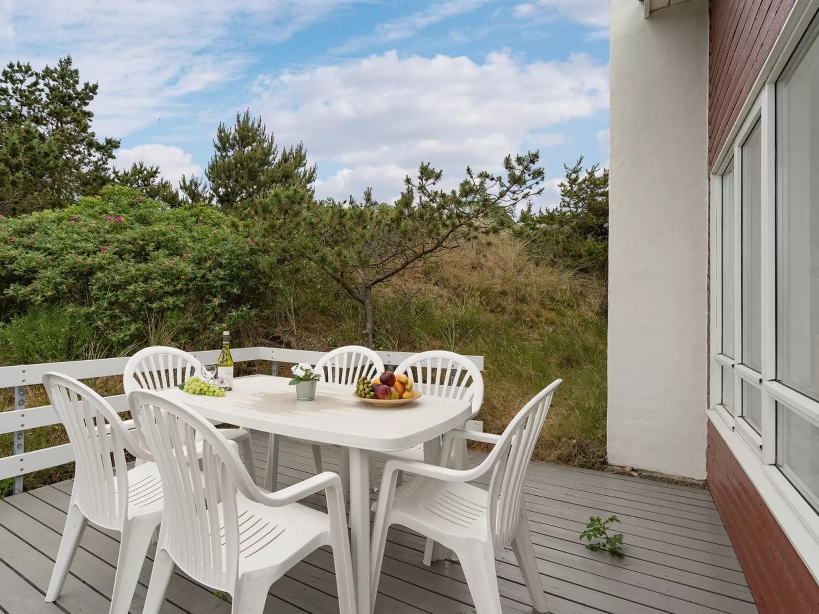 "Taimi" - 200m from the sea-Buiten