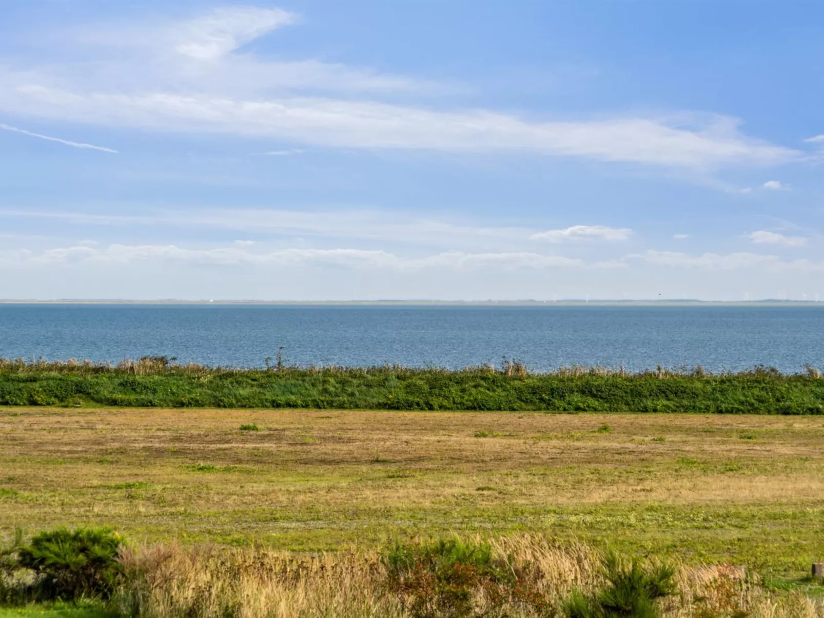 "Theis" - 100m from the sea-Buiten