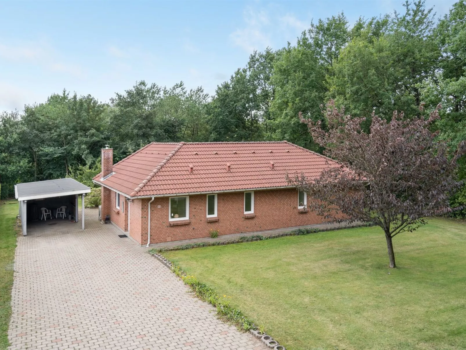 "Wyatt" - 30km from the sea-Buiten