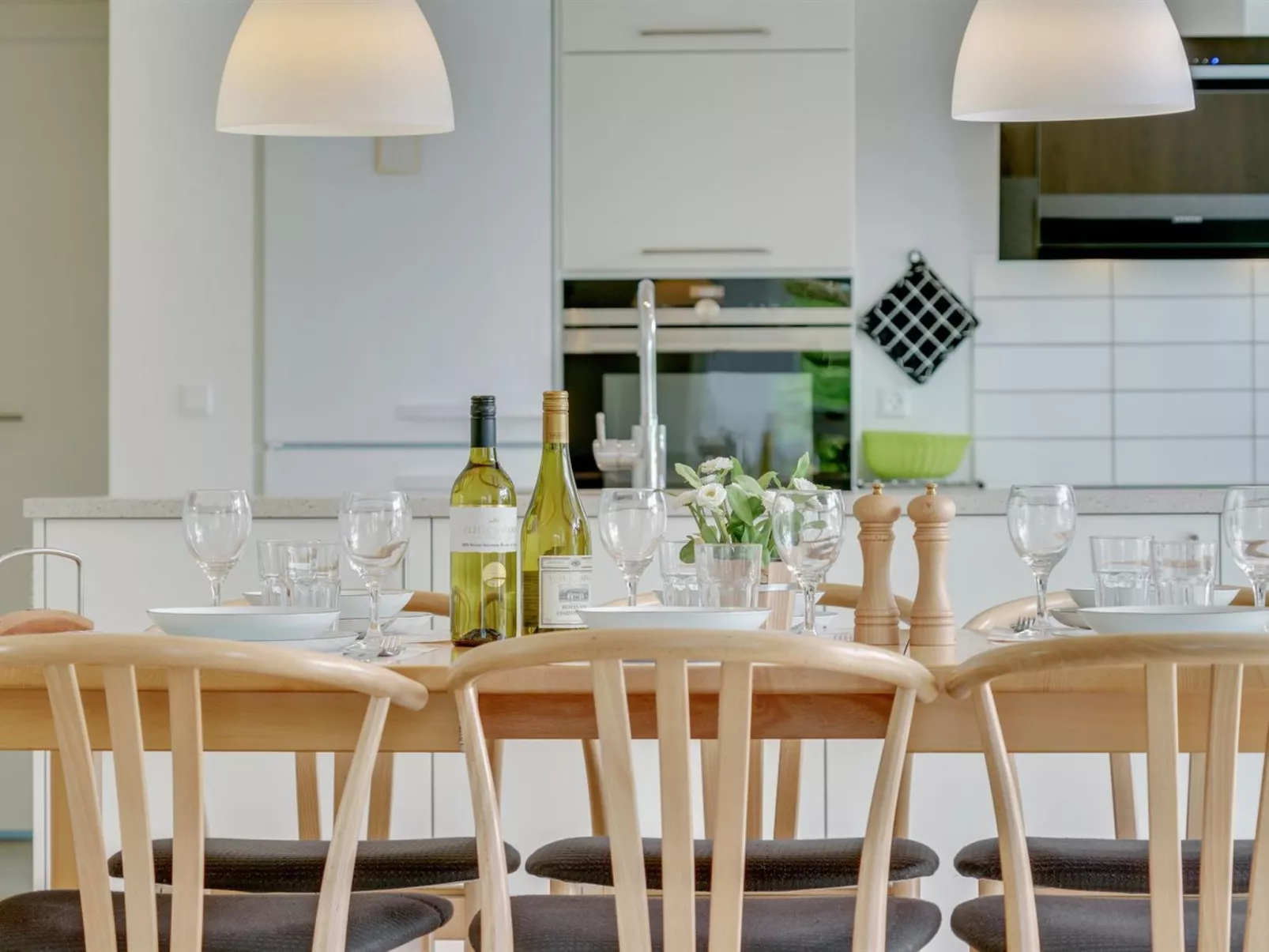 "Alona" - 250m from the sea-Binnen