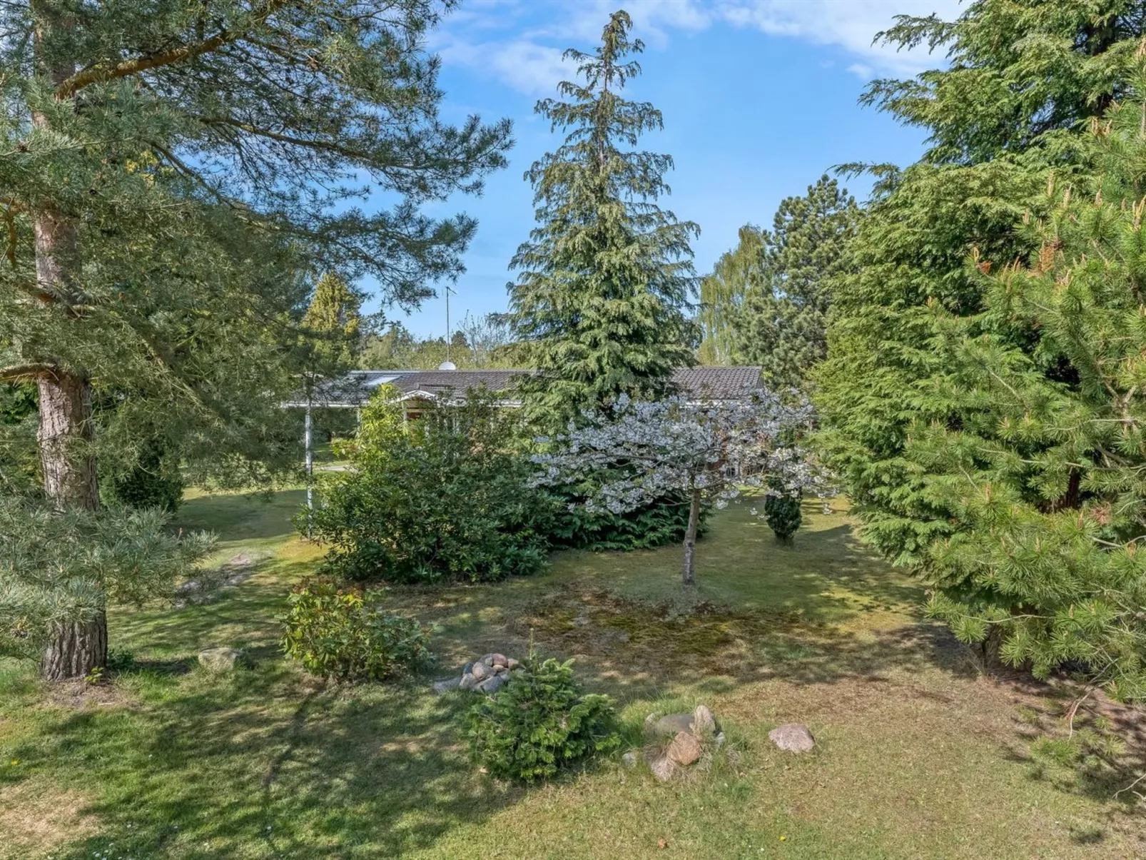 "Berit" - 700m from the sea-Buiten