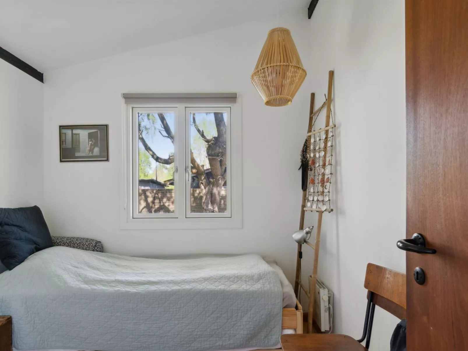 "Sarah" - 500m from the sea-Binnen