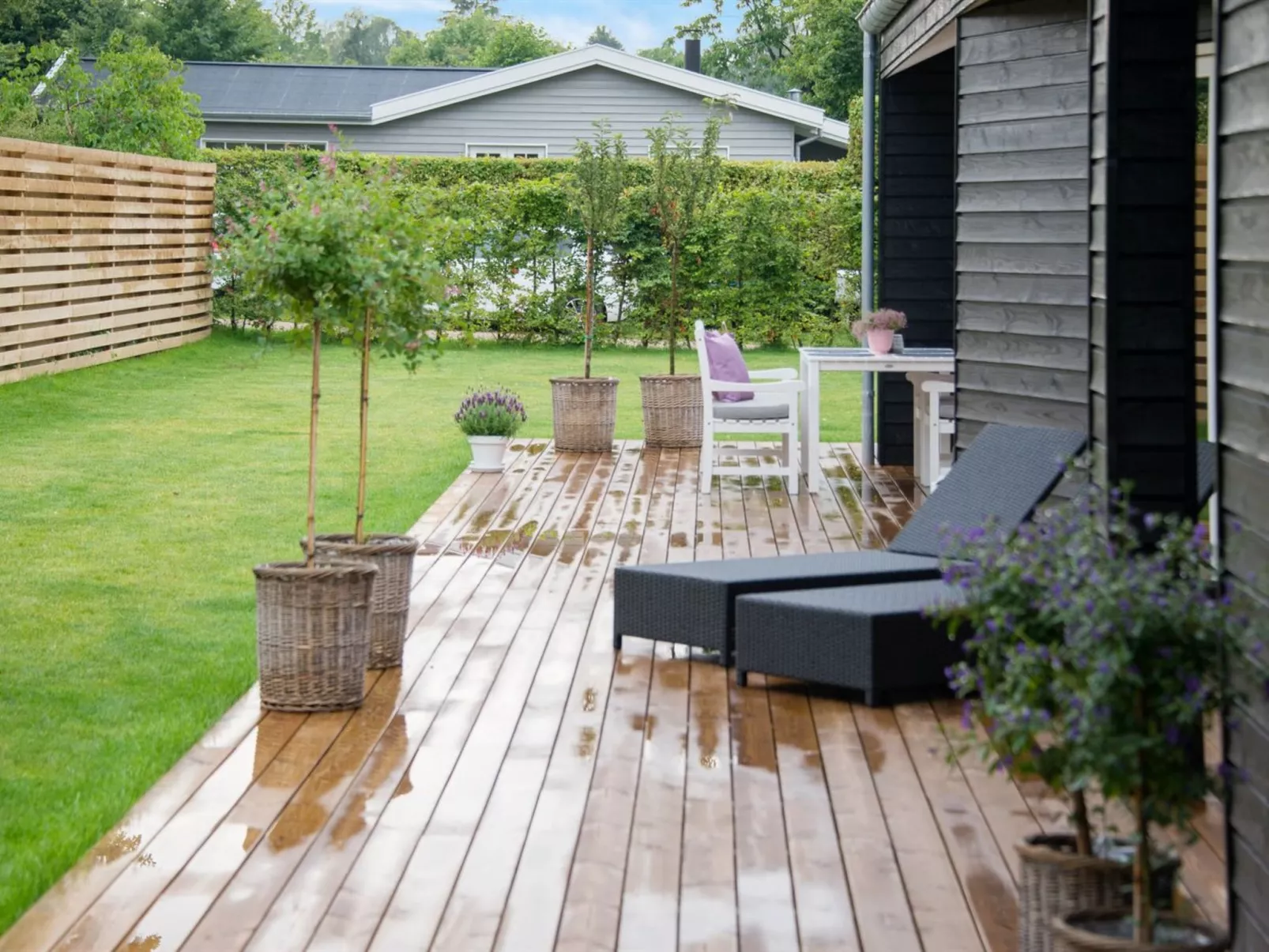 "Dorthie" - 800m from the sea-Buiten