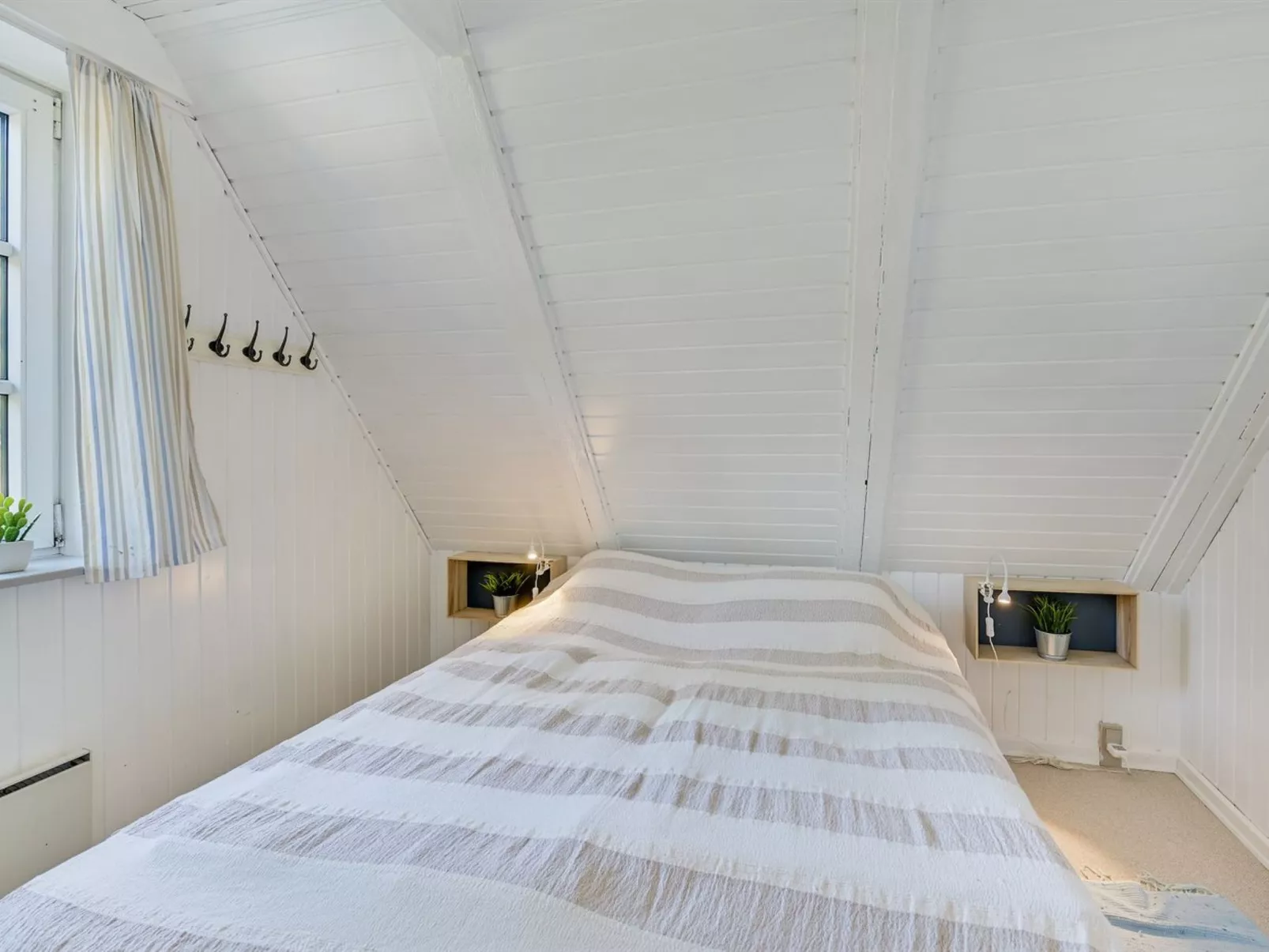 "Trana" - 2km from the sea-Binnen