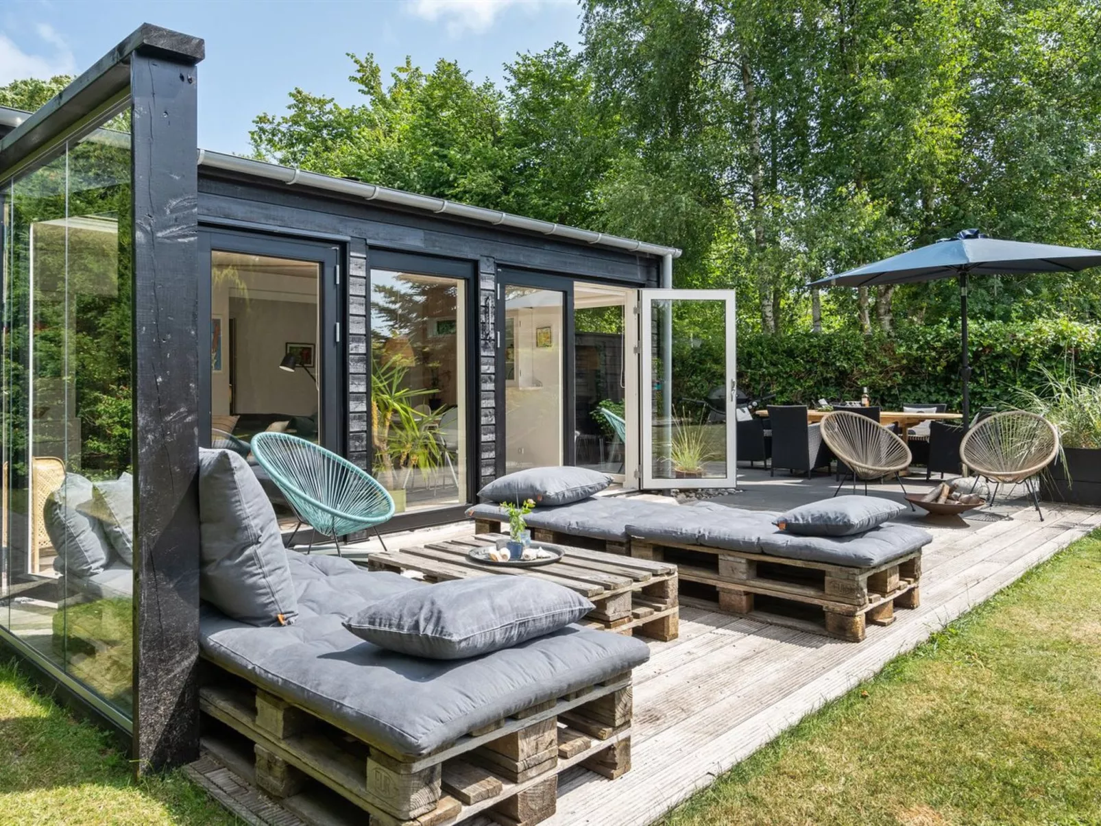 "Edin" - 400m from the sea-Buiten