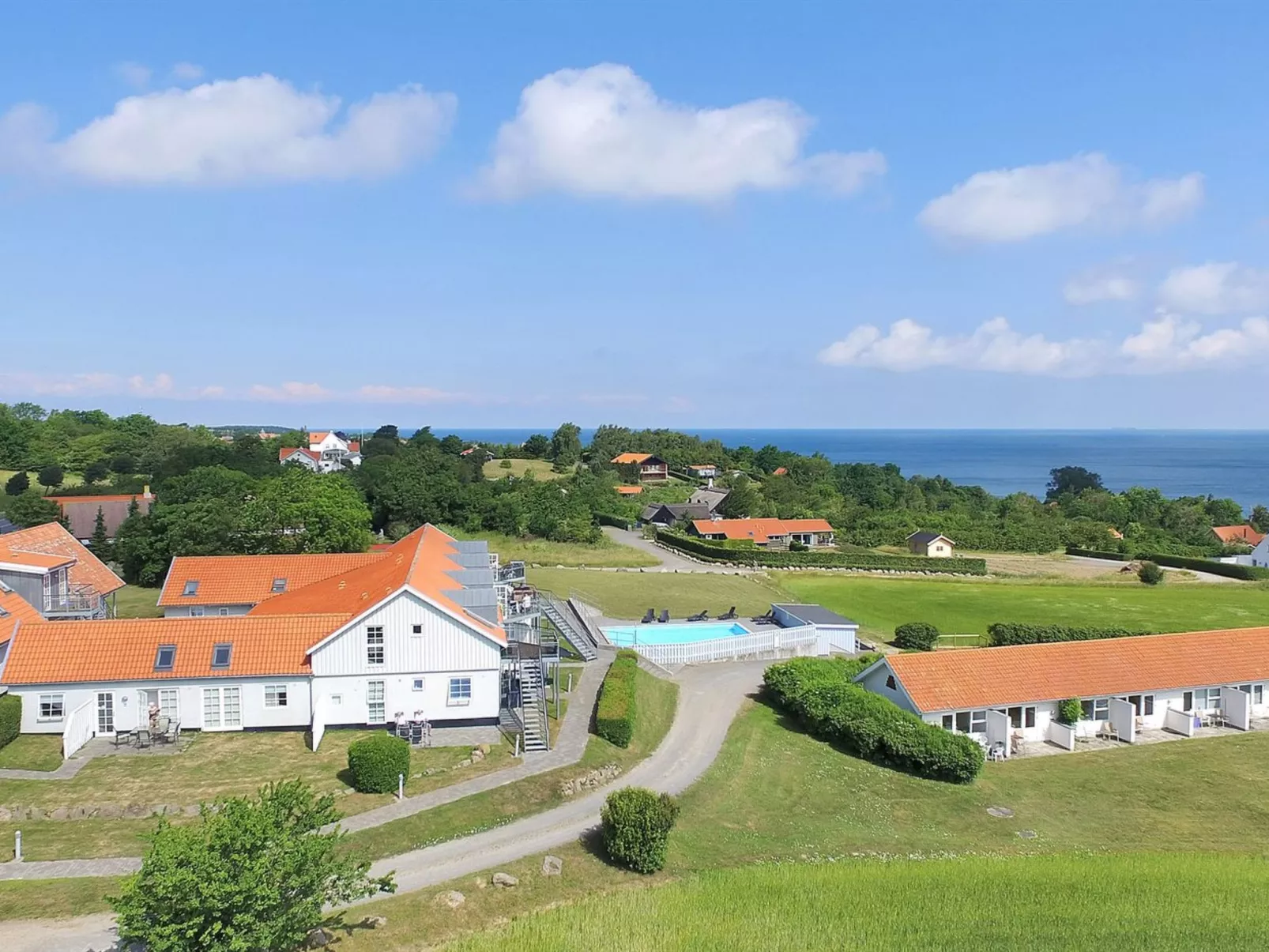 "Tinne" - 400m from the sea-Buiten