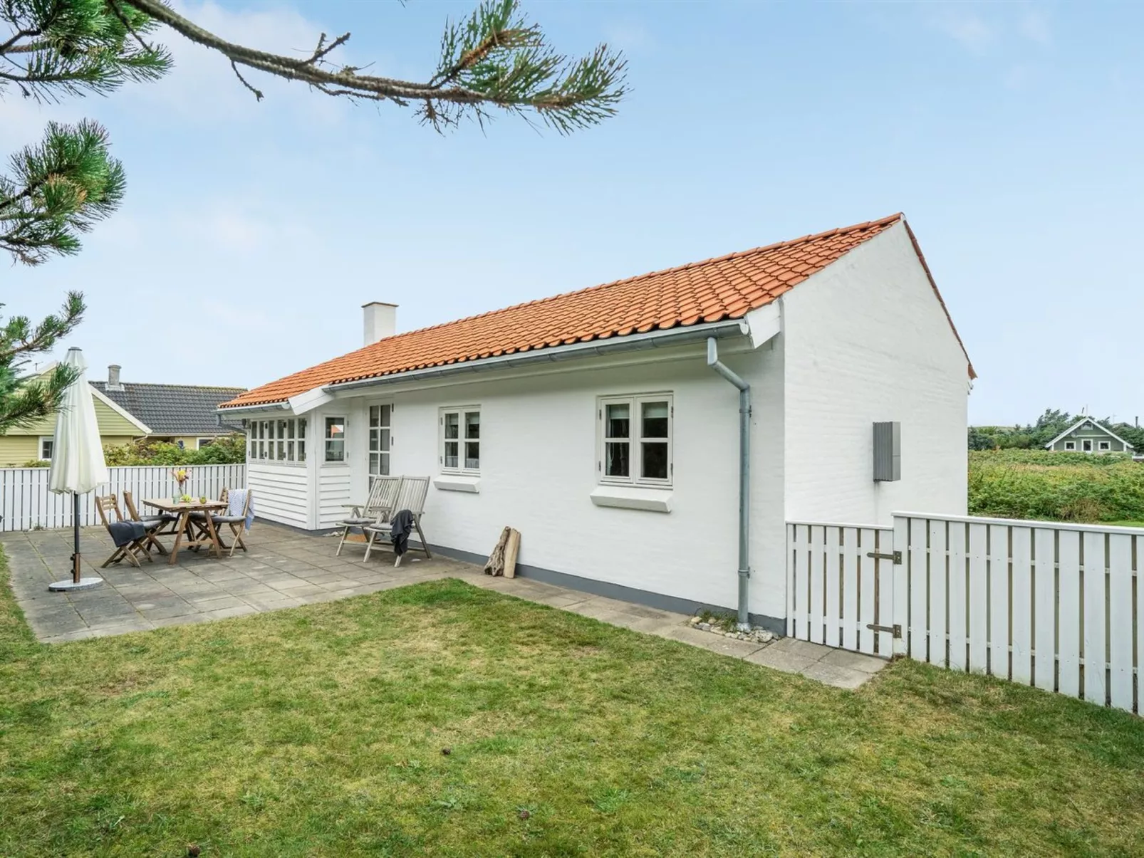"Meindor" - 350m from the sea-Buiten