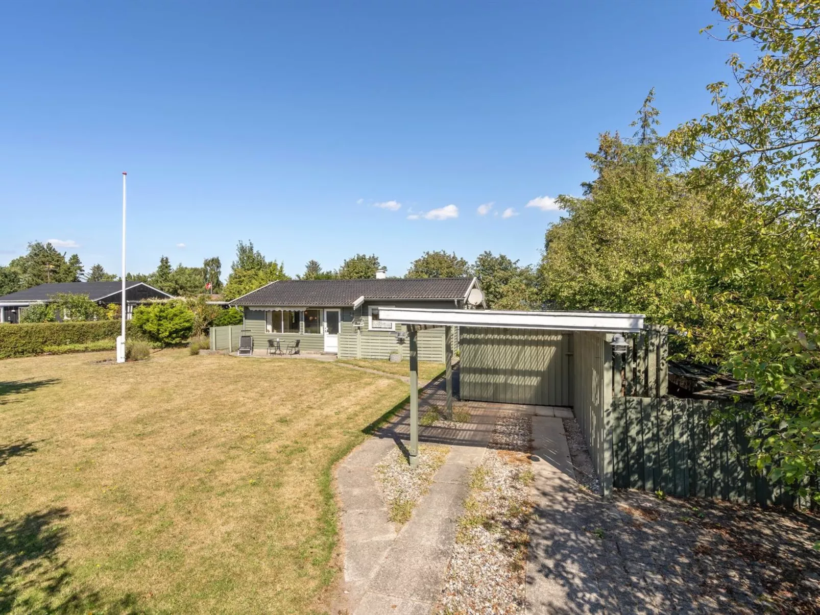 "Maelle" - 600m from the sea-Buiten