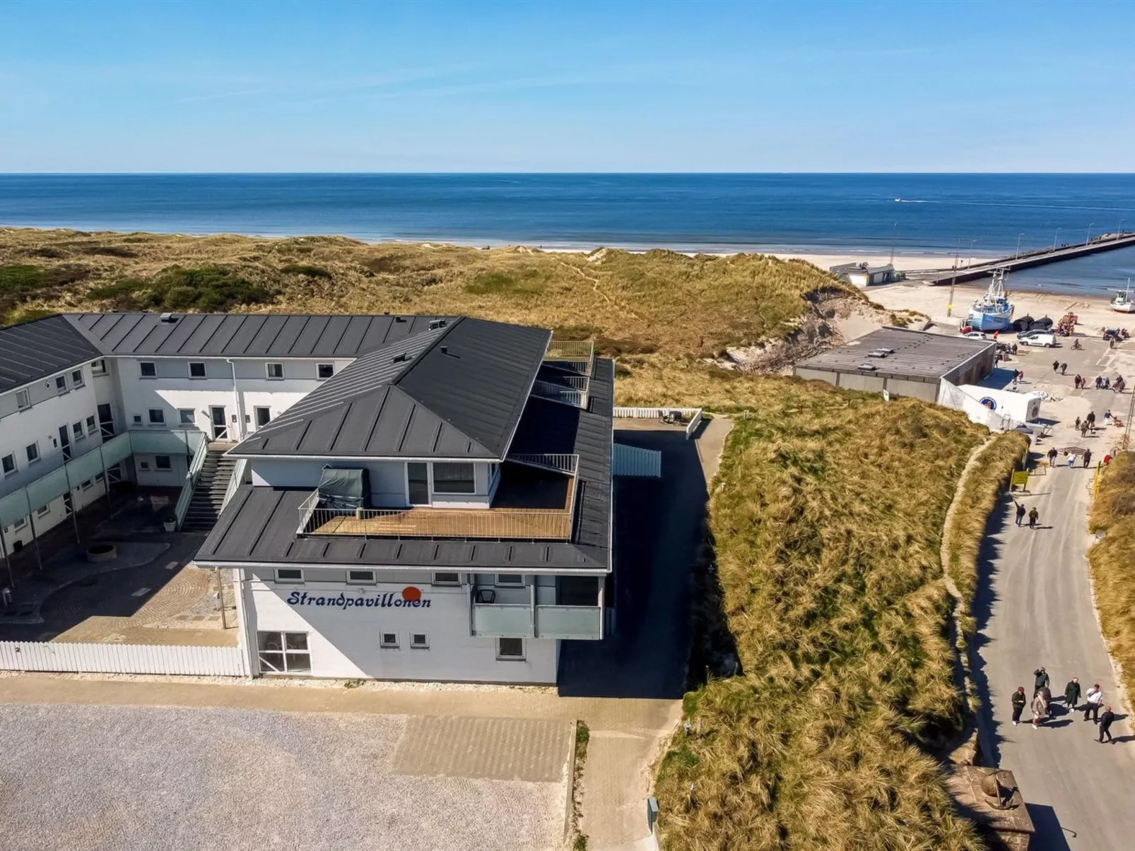 "Meglena" - 50m from the sea-Buiten