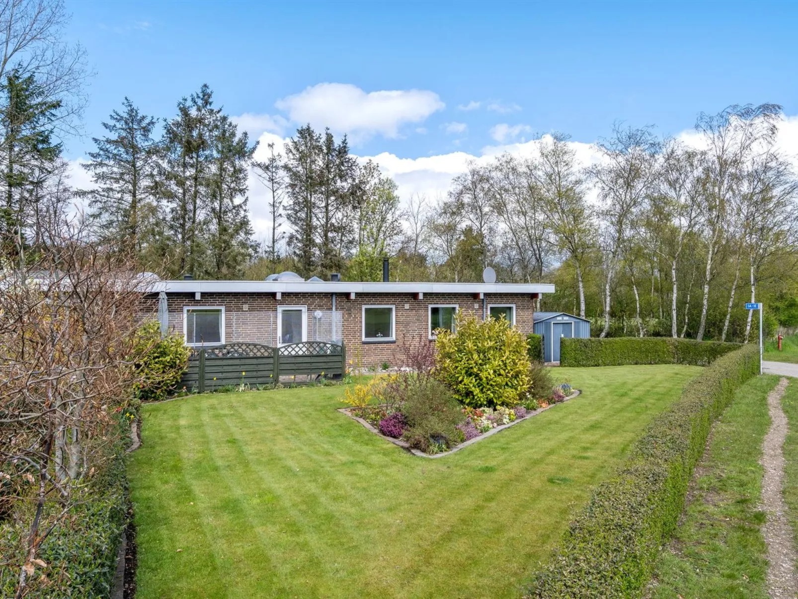 "Vogn" - 500m to the fjord-Buiten