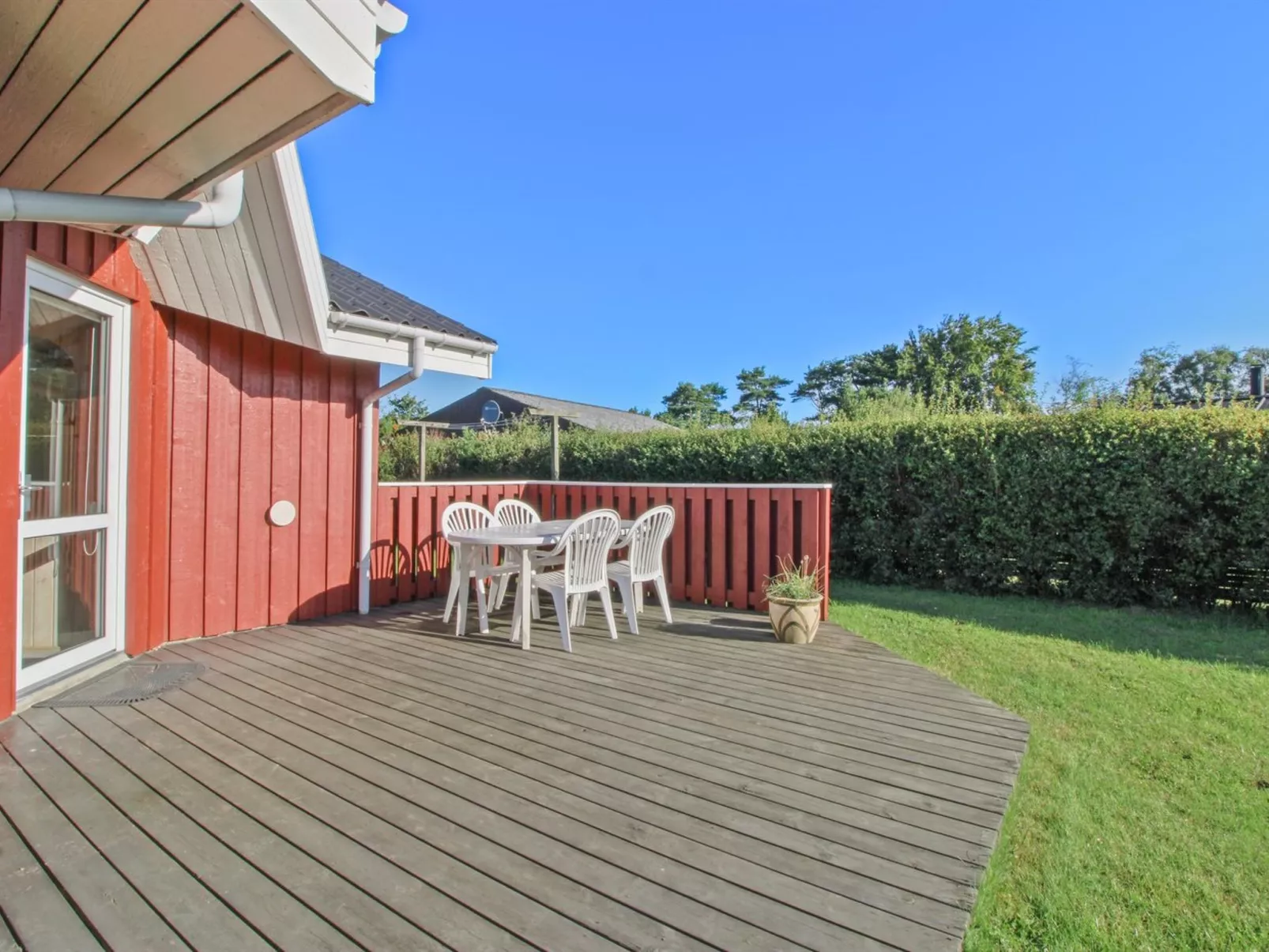 "Simjanka" - 600m from the sea-Buiten