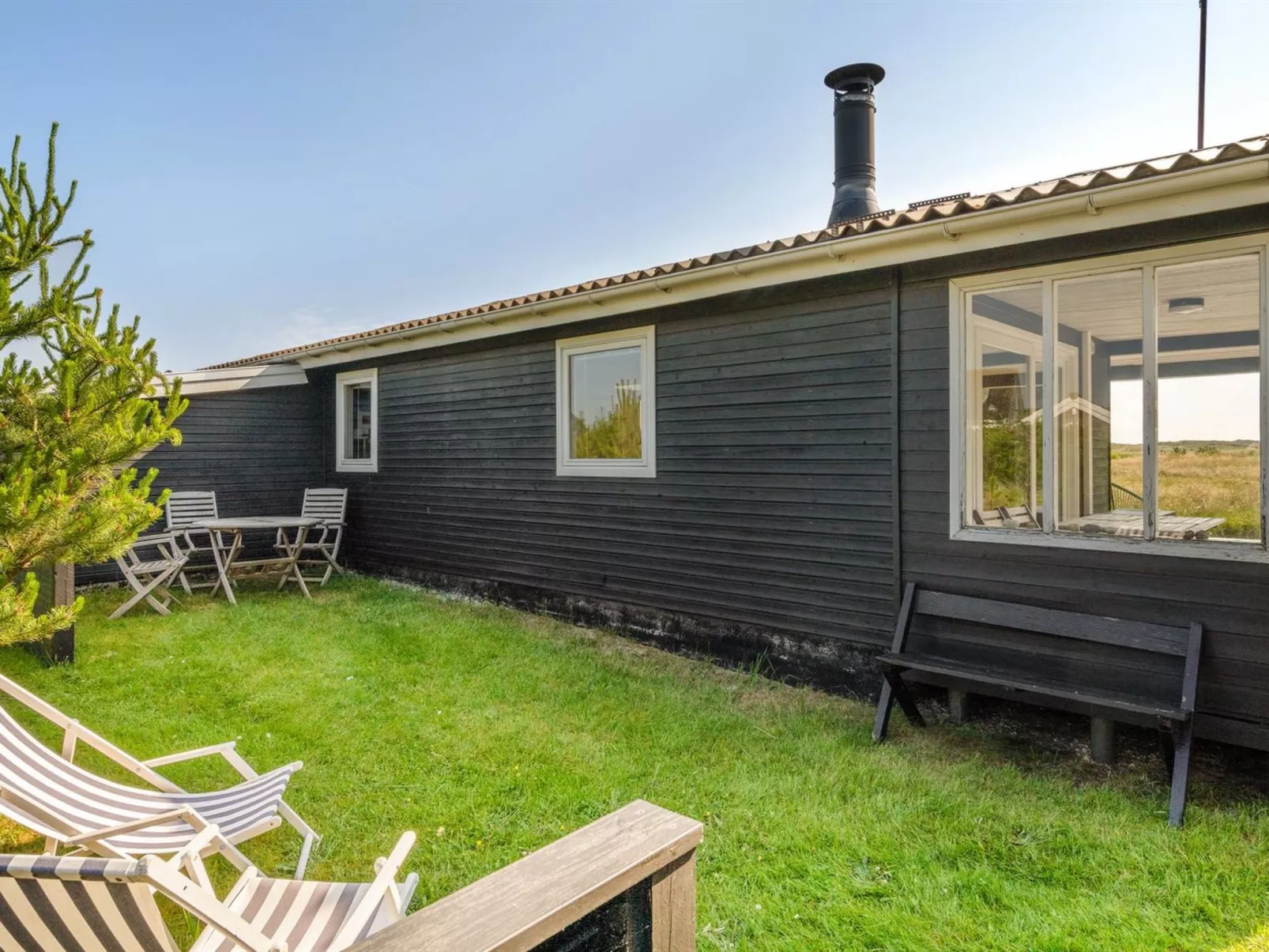 "Vuokko" - 400m from the sea-Buiten