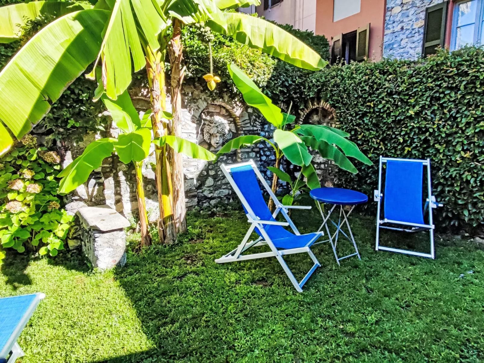 La tana del pescatore-Buiten