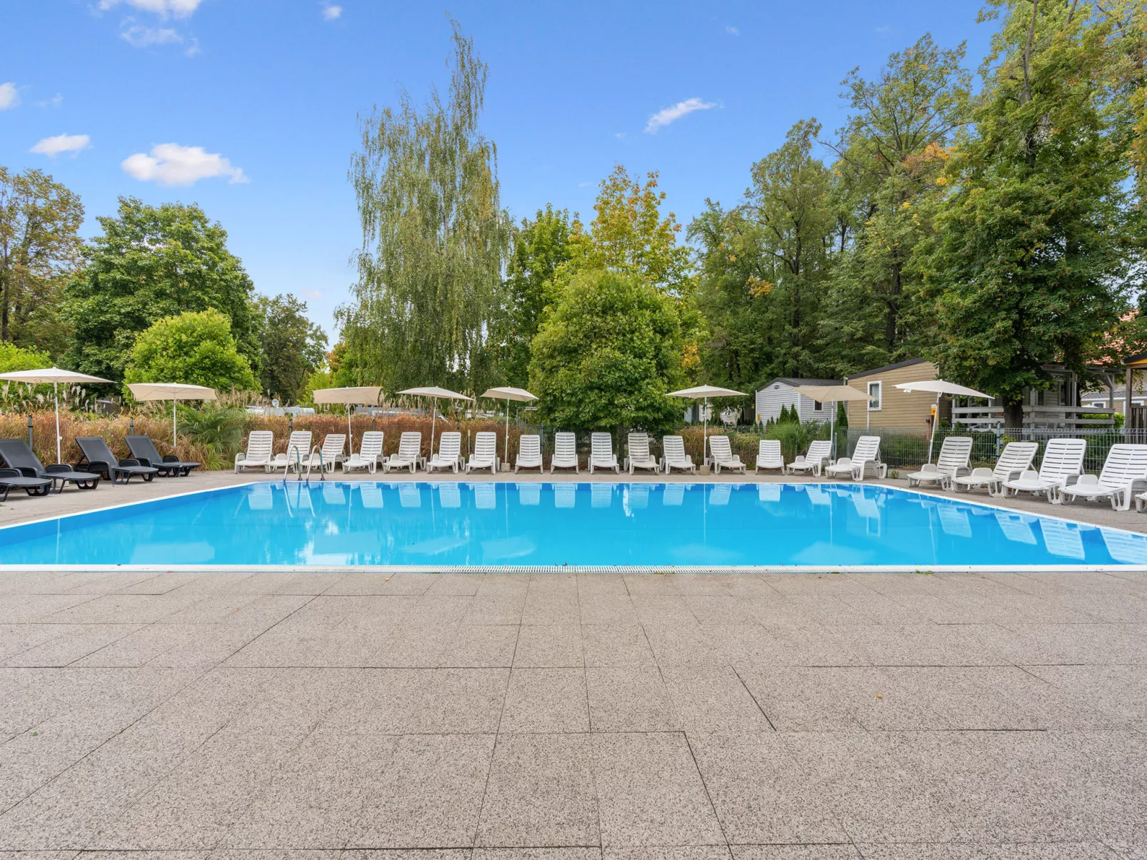 Sunset Terrace-Buiten