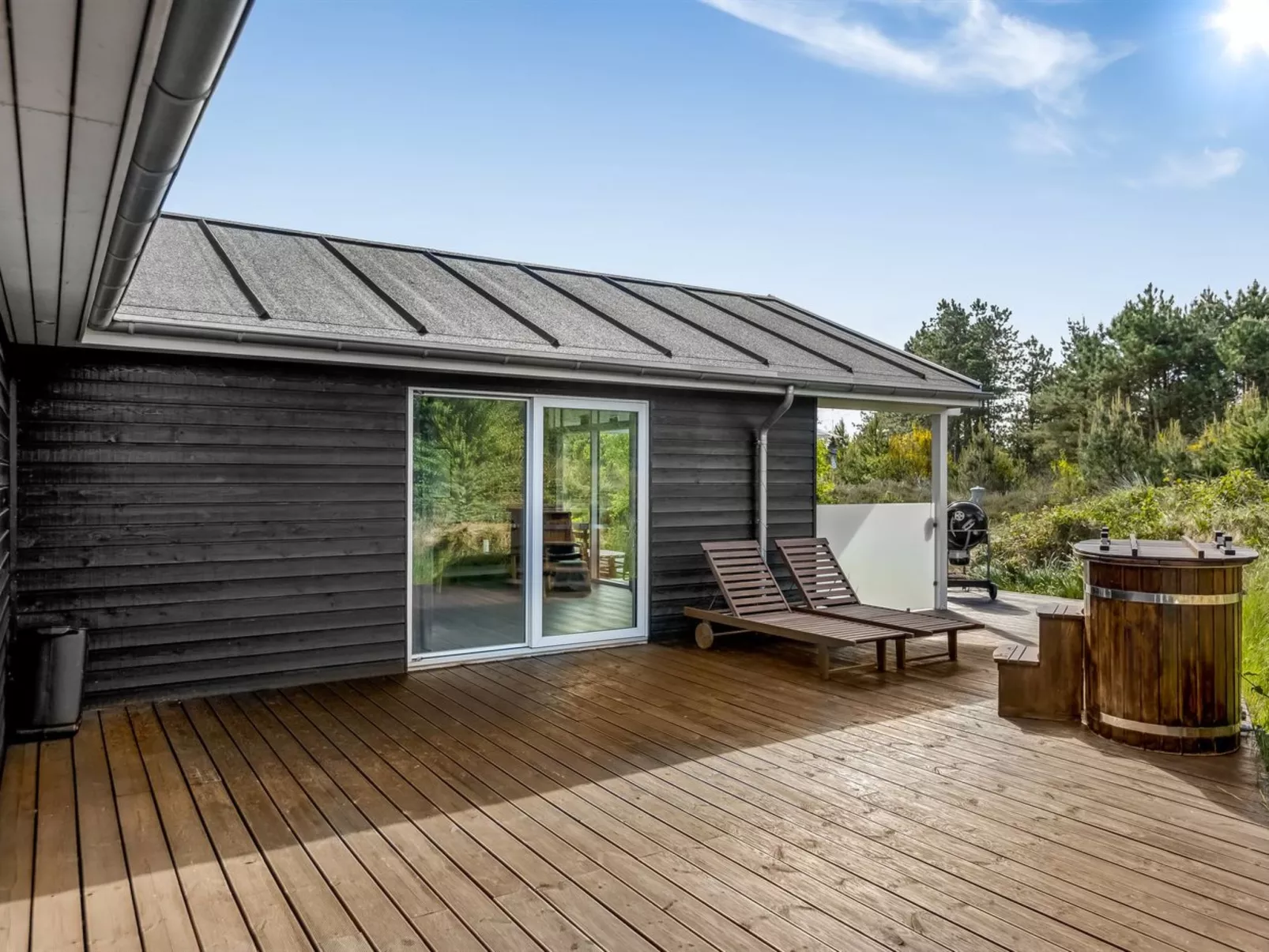 "Minke" - 2.2km from the sea-Buiten