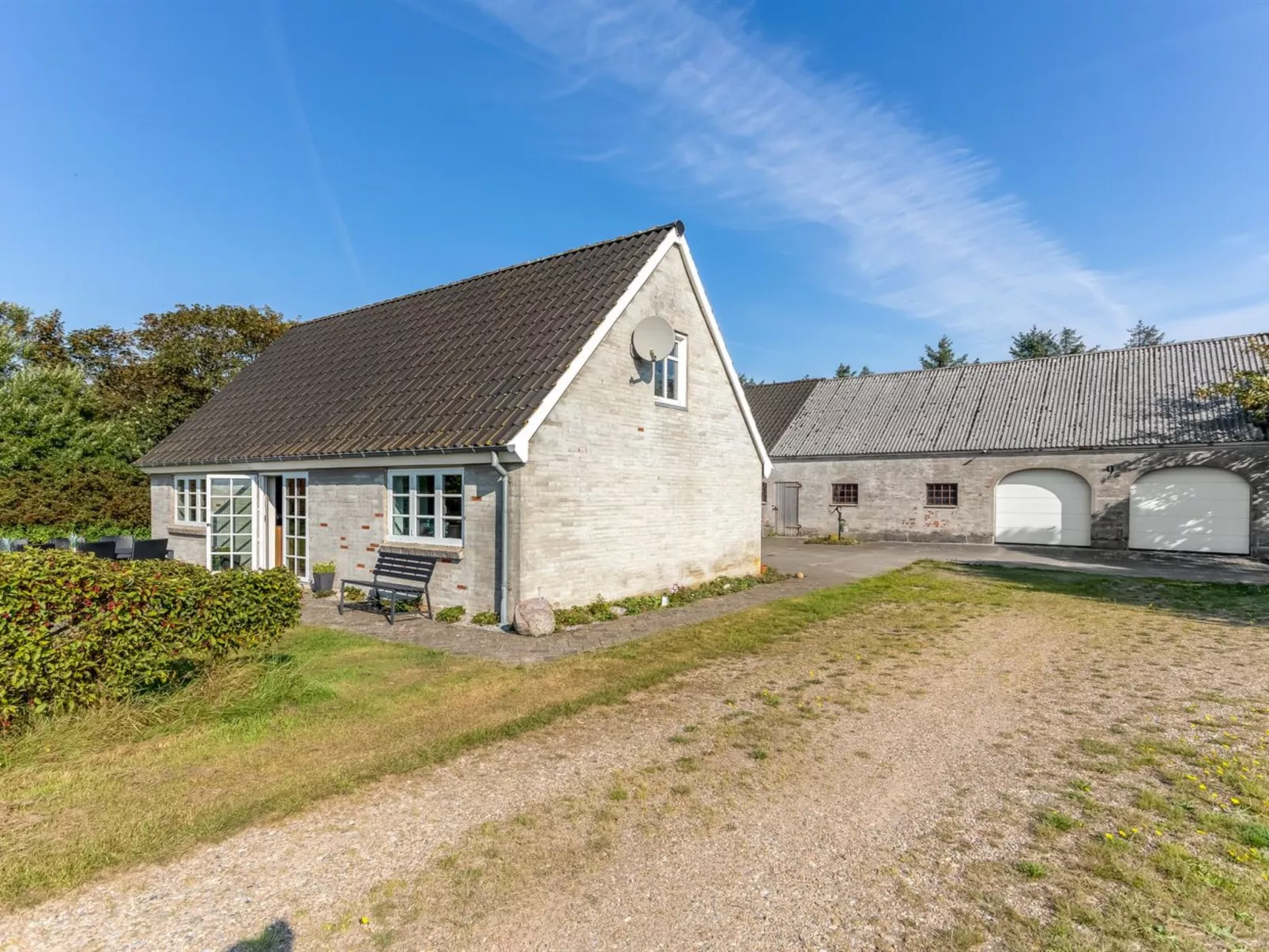 "Merrit" - 4.6km to the fjord-Buiten