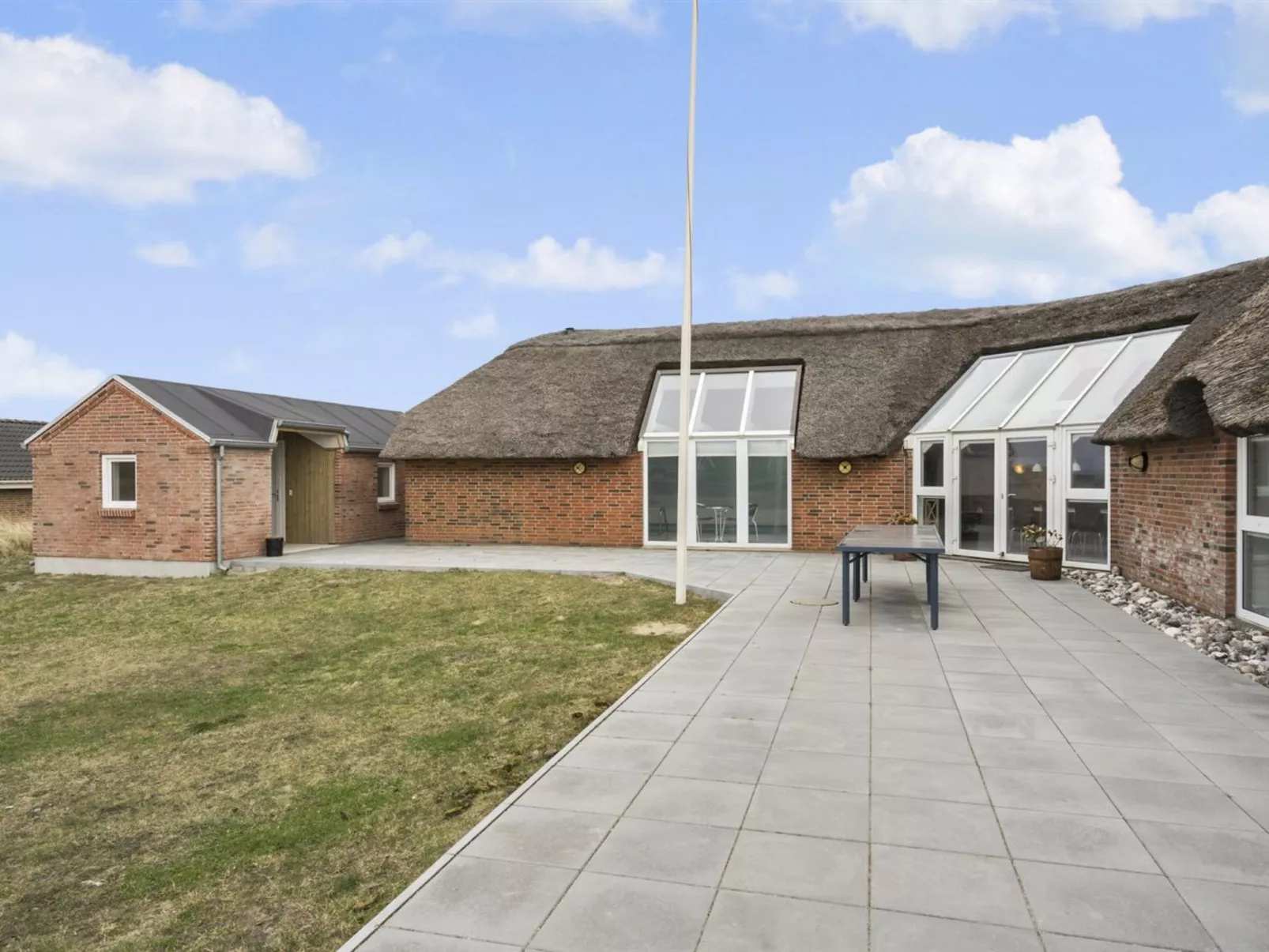 "Alexia" - 300m from the sea-Buiten