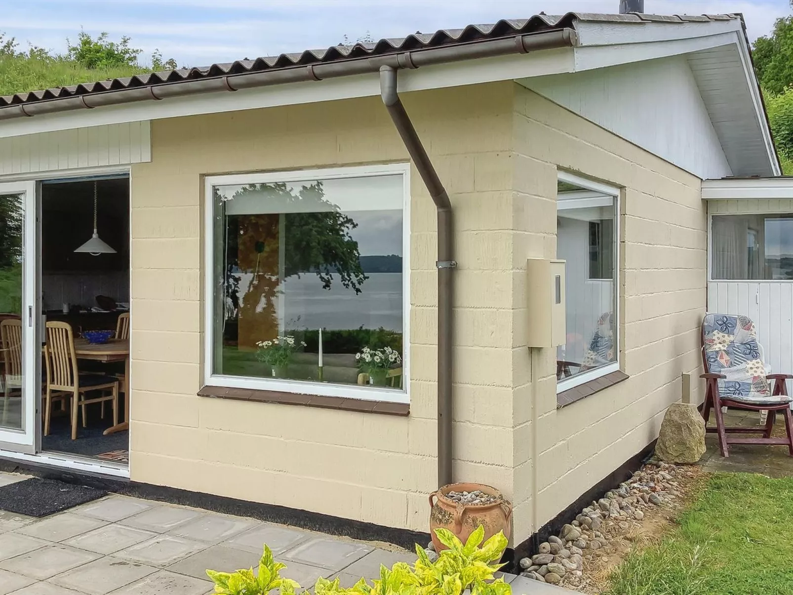 "Launo" - 150m to the fjord-Buiten