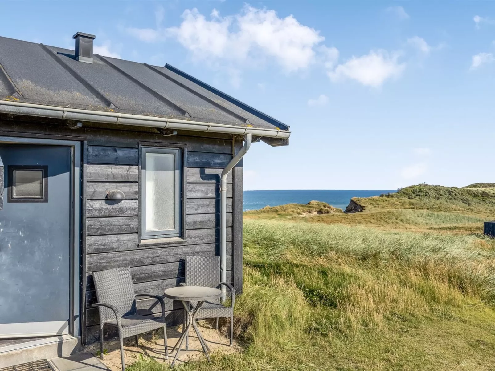 "Antonie" - 95m from the sea-Buiten