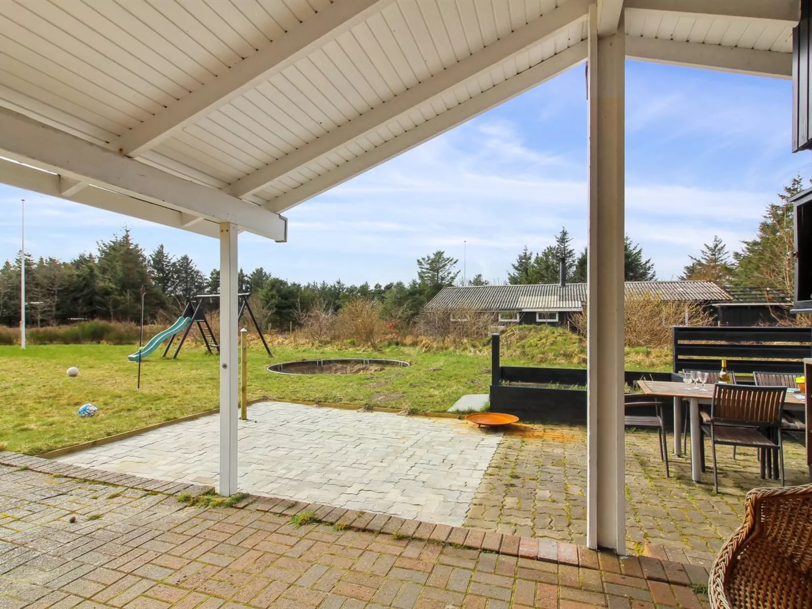 "Nestori" - 950m from the sea-Buiten