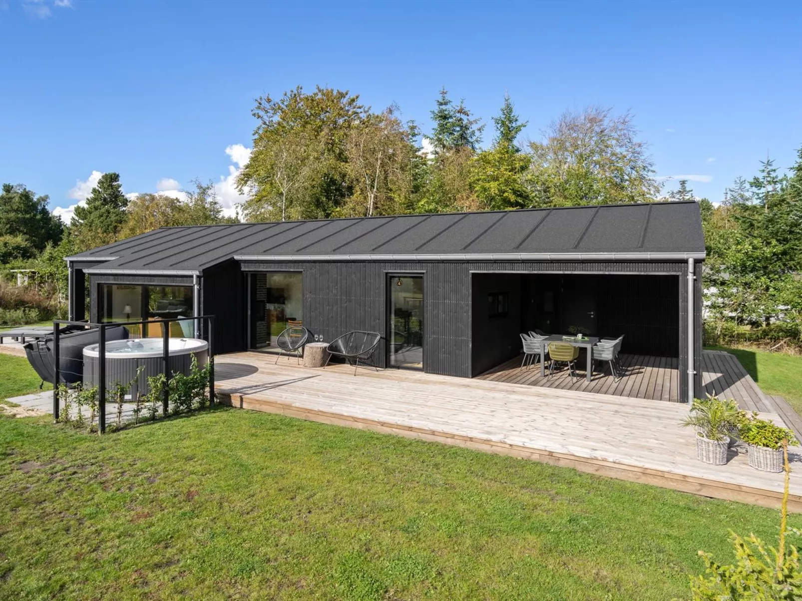 "Sinna" -  from the sea-Buiten