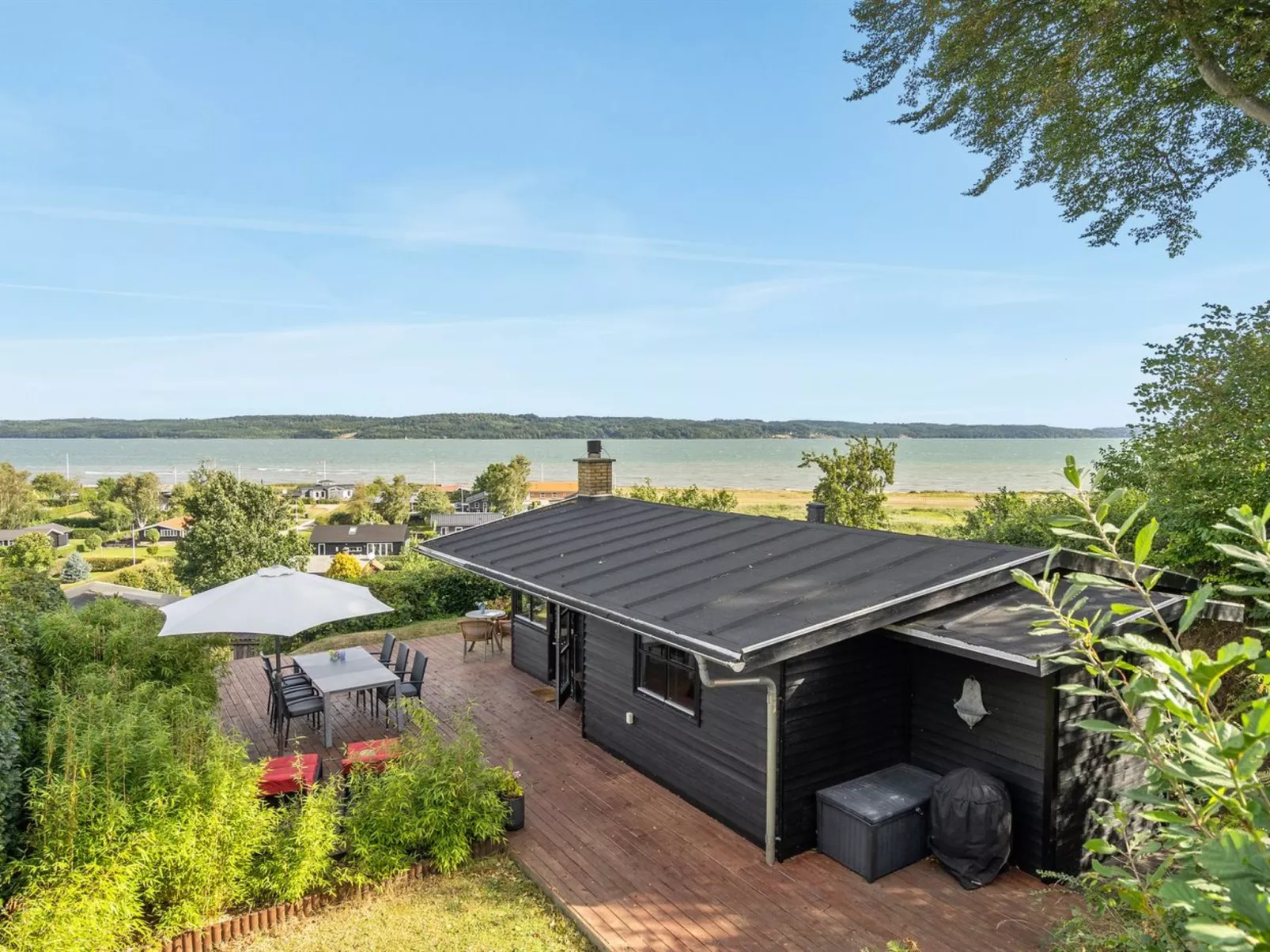 "Stjerne" - 300m from the sea-Buiten