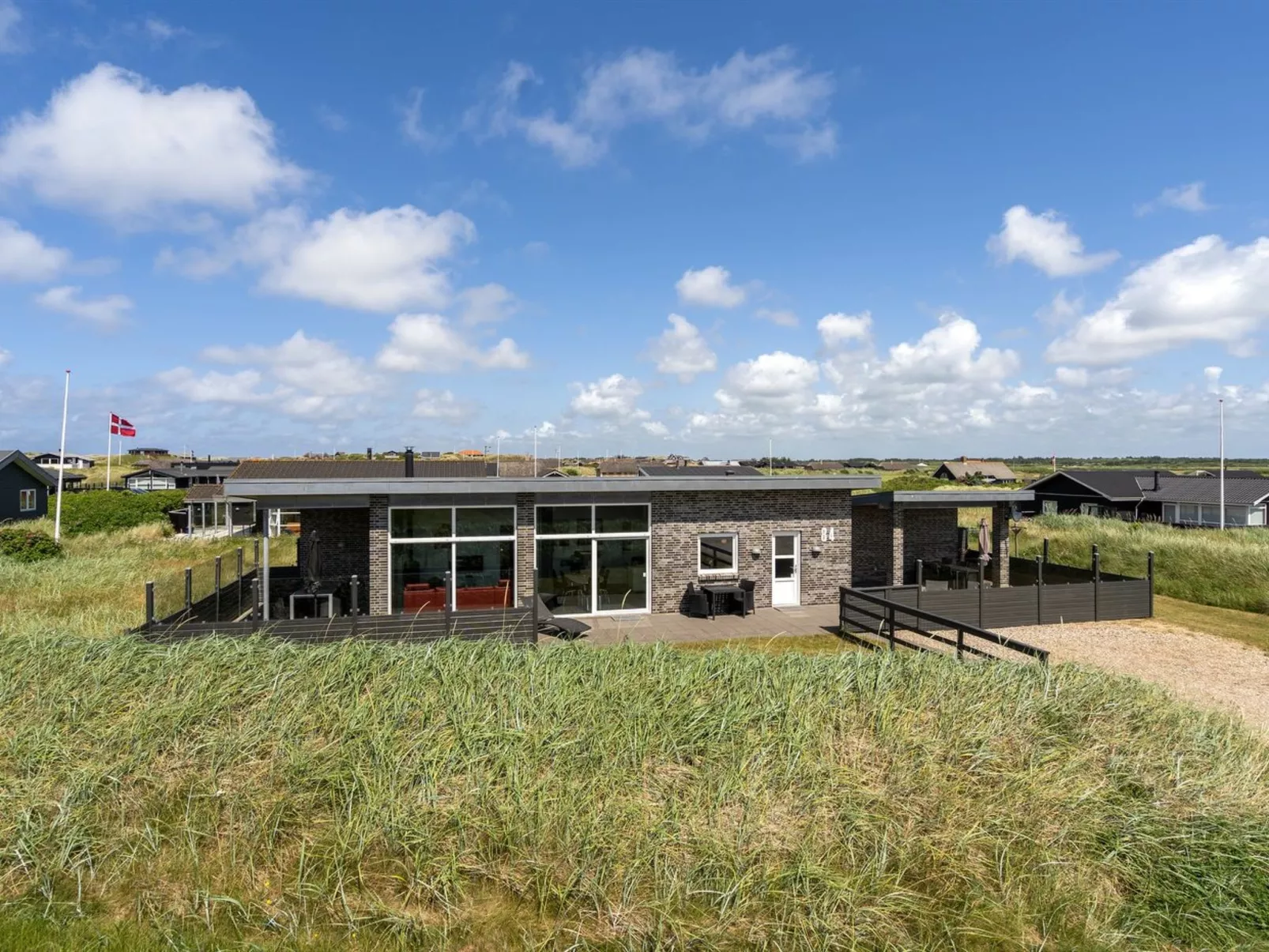 "Synthia" - 300m from the sea-Buiten