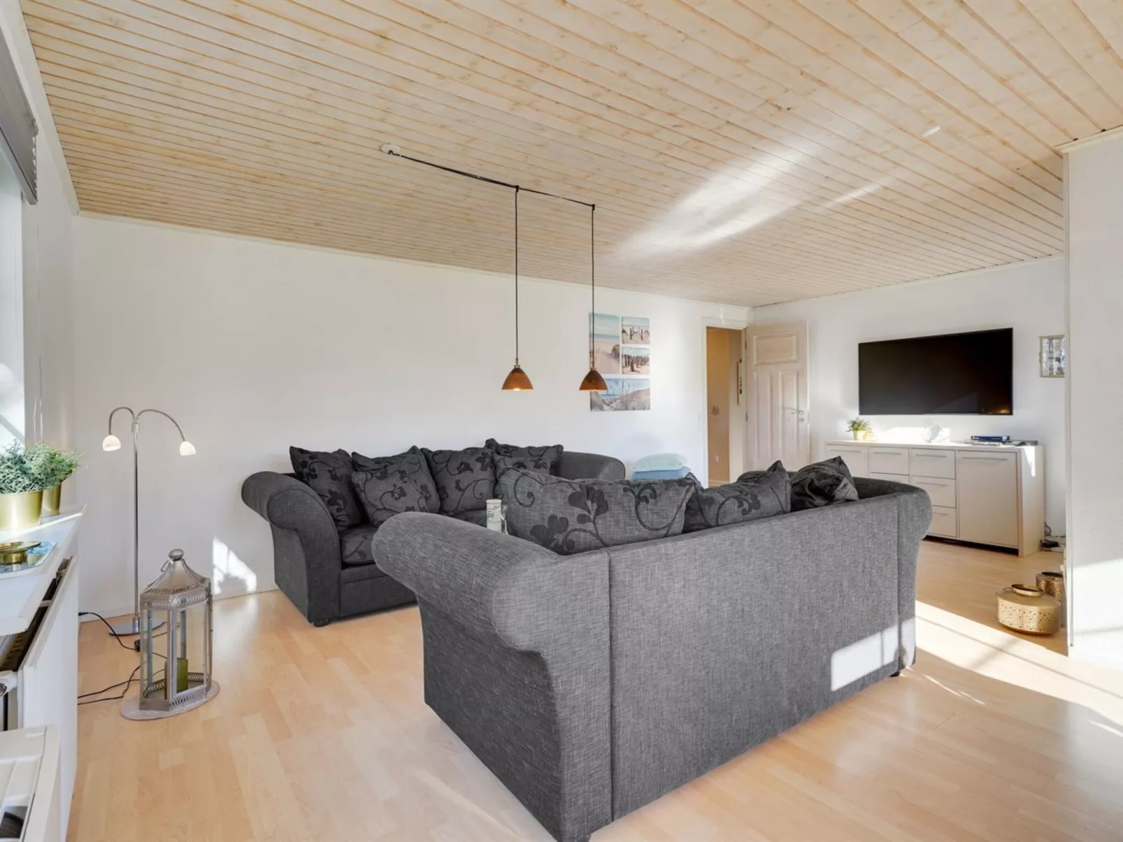 "Harrieth" - 16km from the sea-Binnen