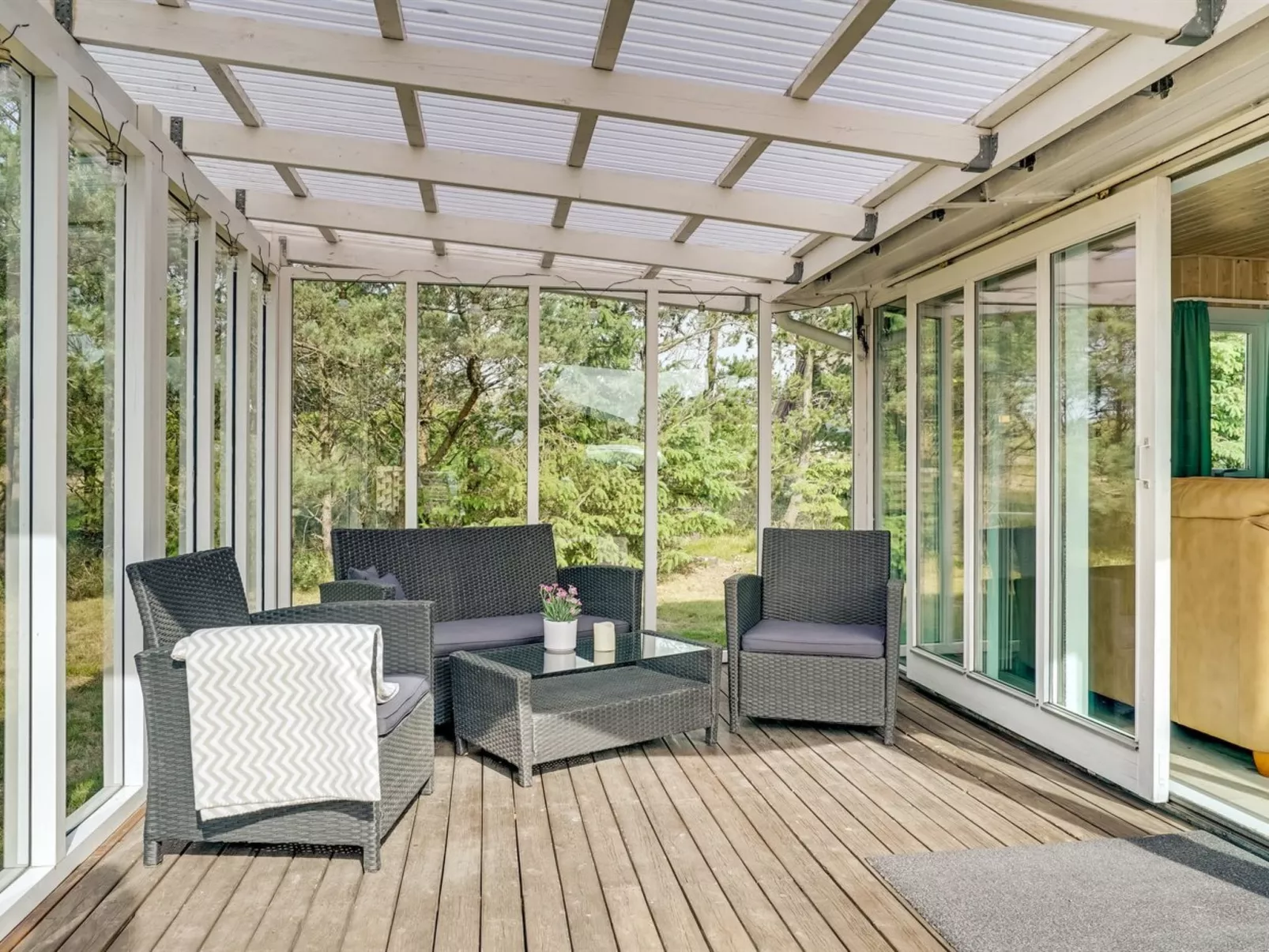 "Hughlek" - 900m from the sea-Binnen